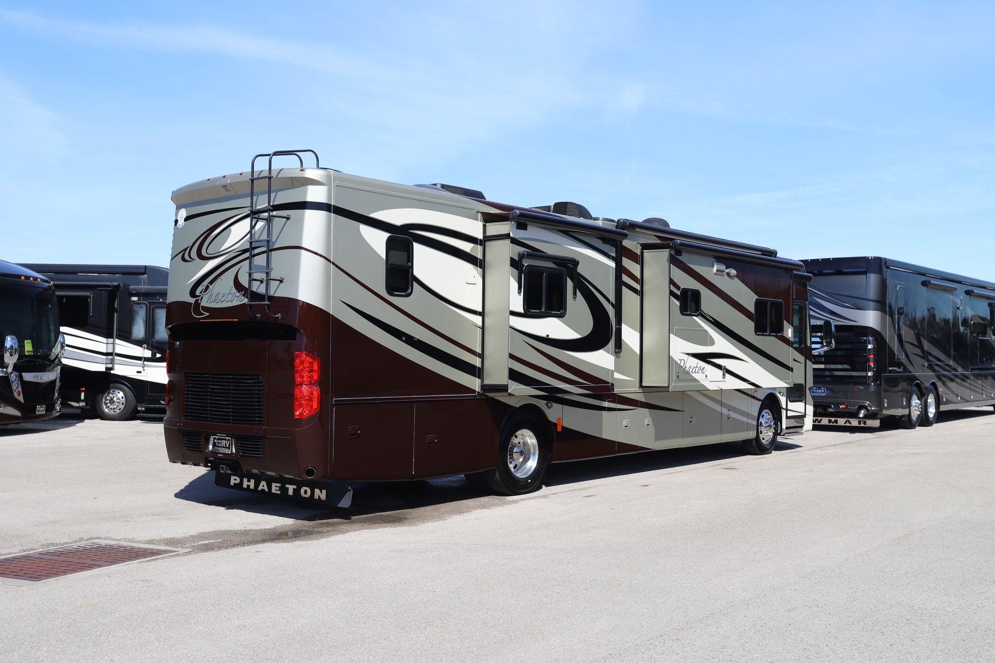 Used 2012 Tiffin Motor Homes Phaeton 40QBH Class A  For Sale