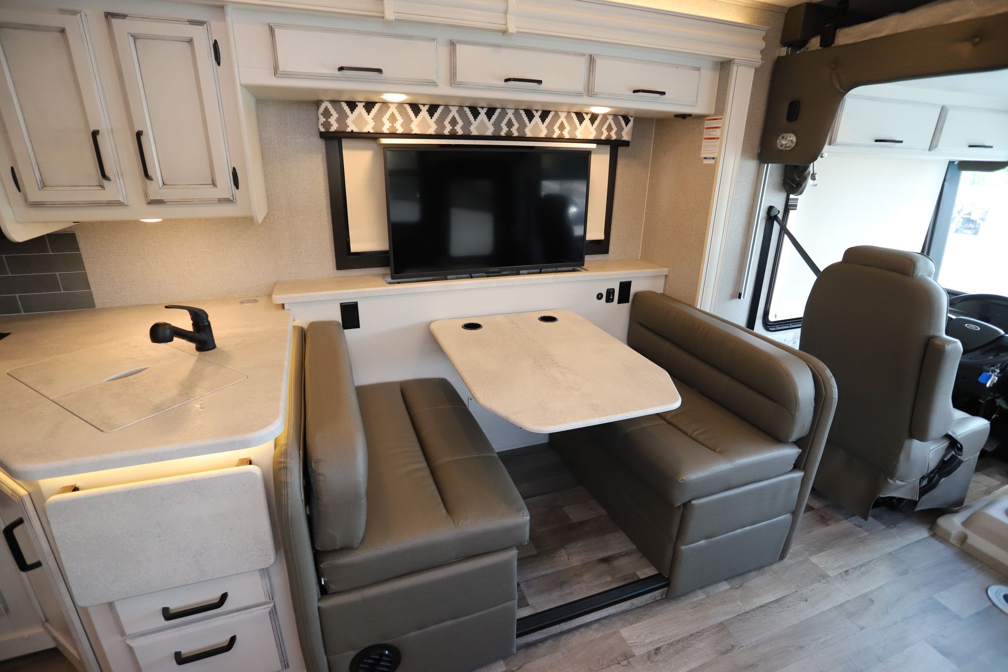 New 2021 Jayco Alante 29F Class A  For Sale