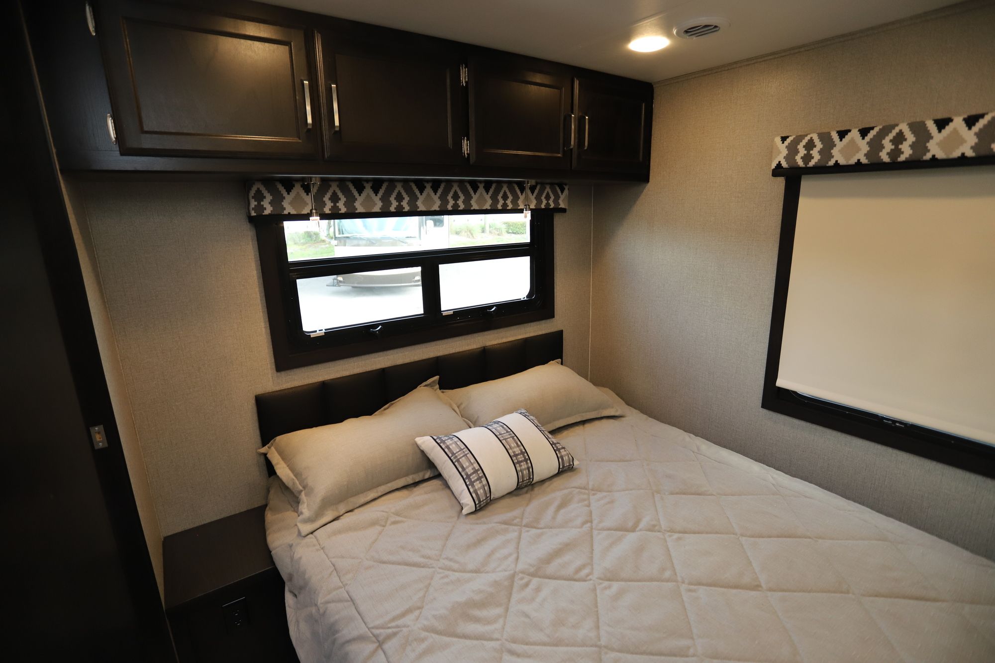 New 2021 Jayco Alante 29F Class A  For Sale