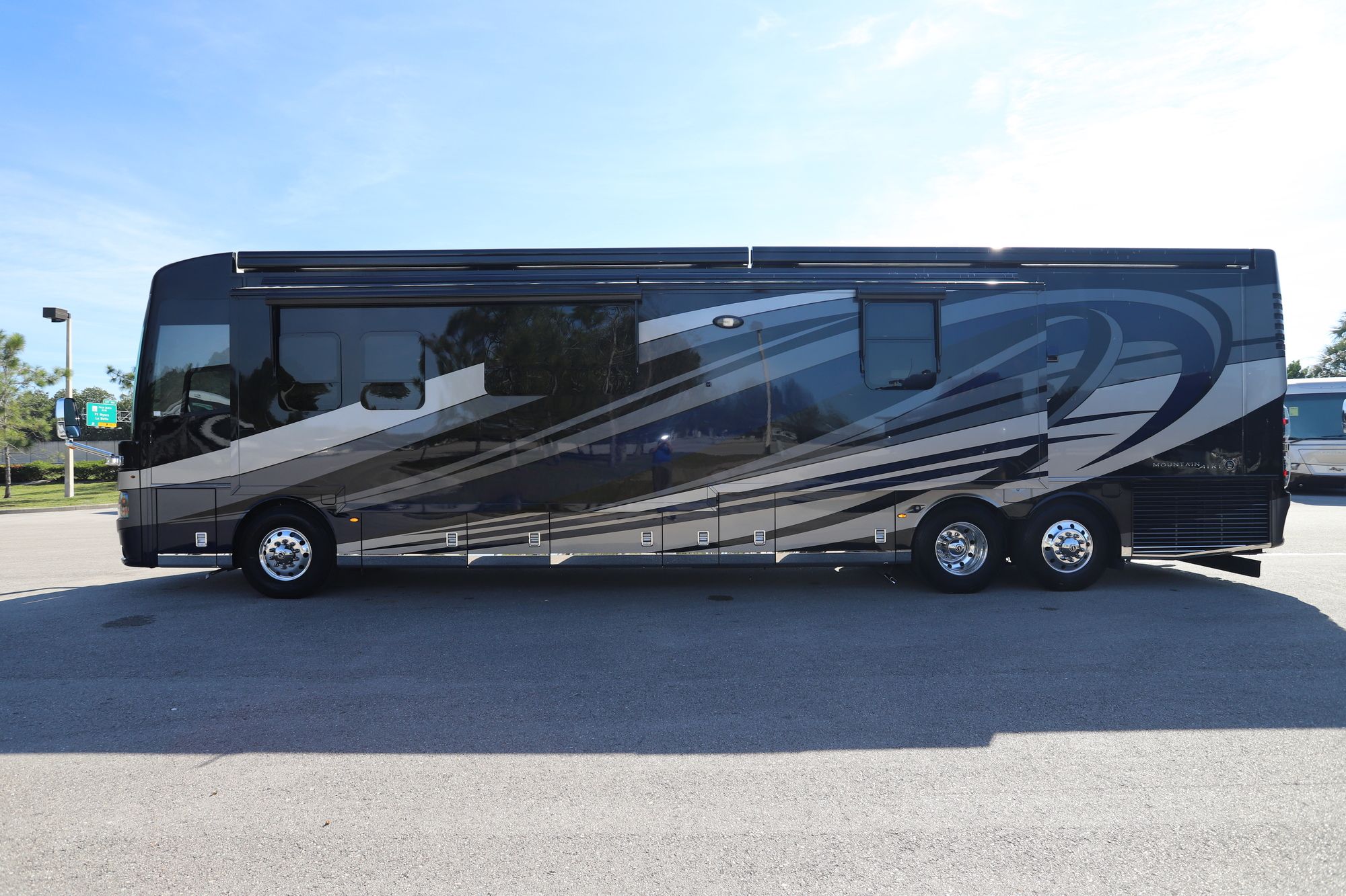 Used 2018 Newmar Mountain Aire 4531 Class A  For Sale