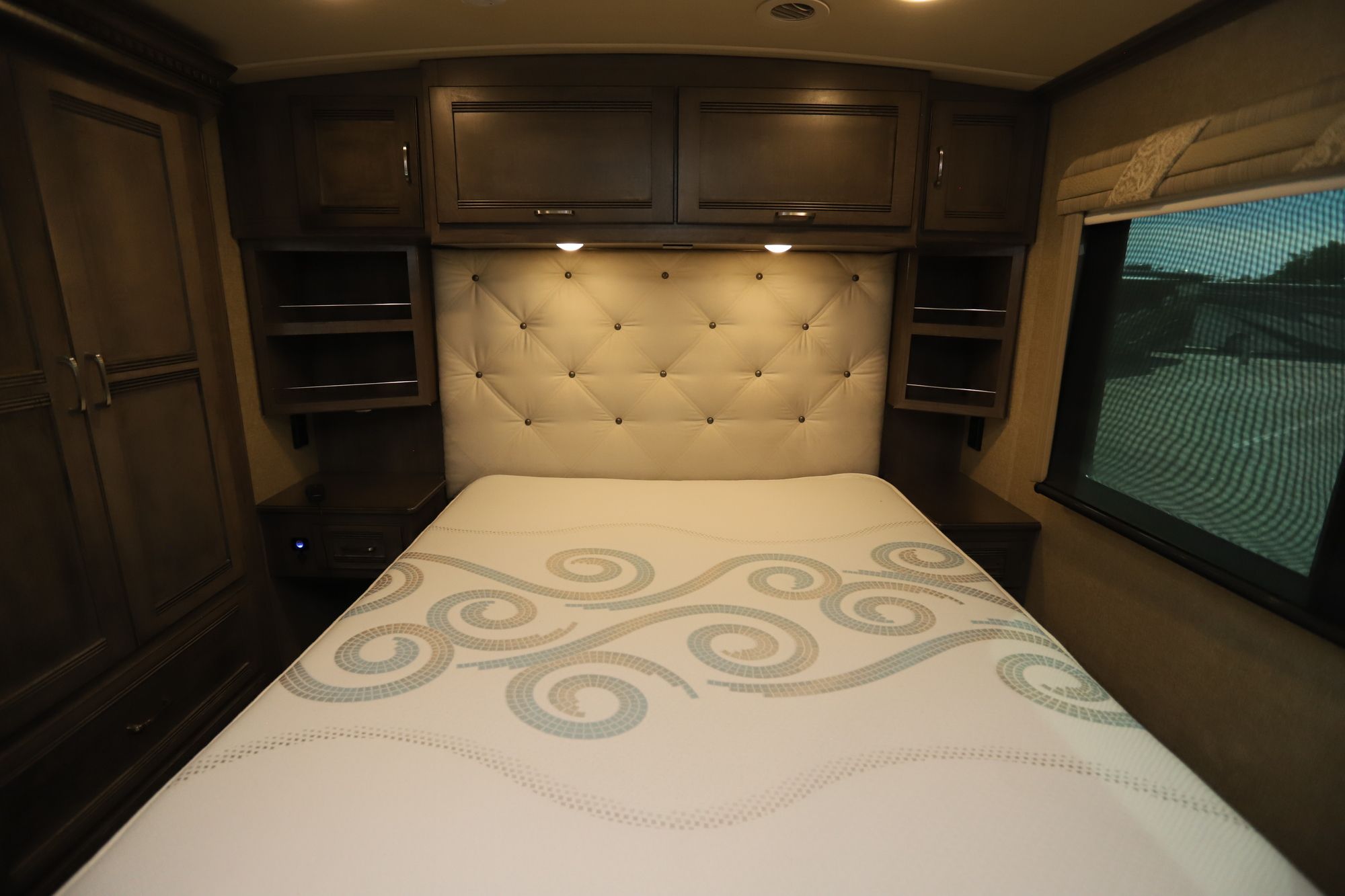 Used 2017 Winnebago Forza 34T Class A  For Sale