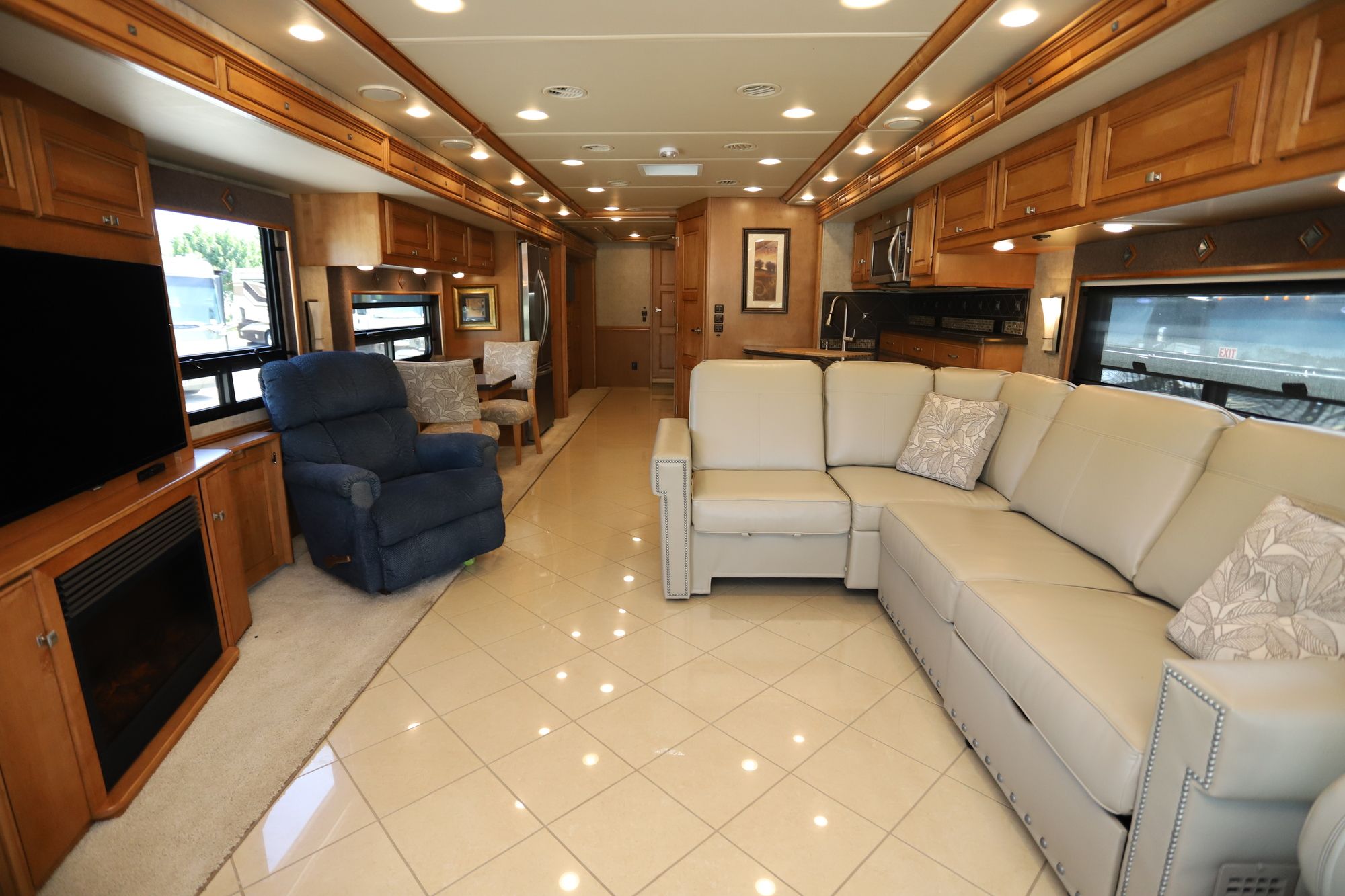 Used 2015 Winnebago Journey 42E Class A  For Sale