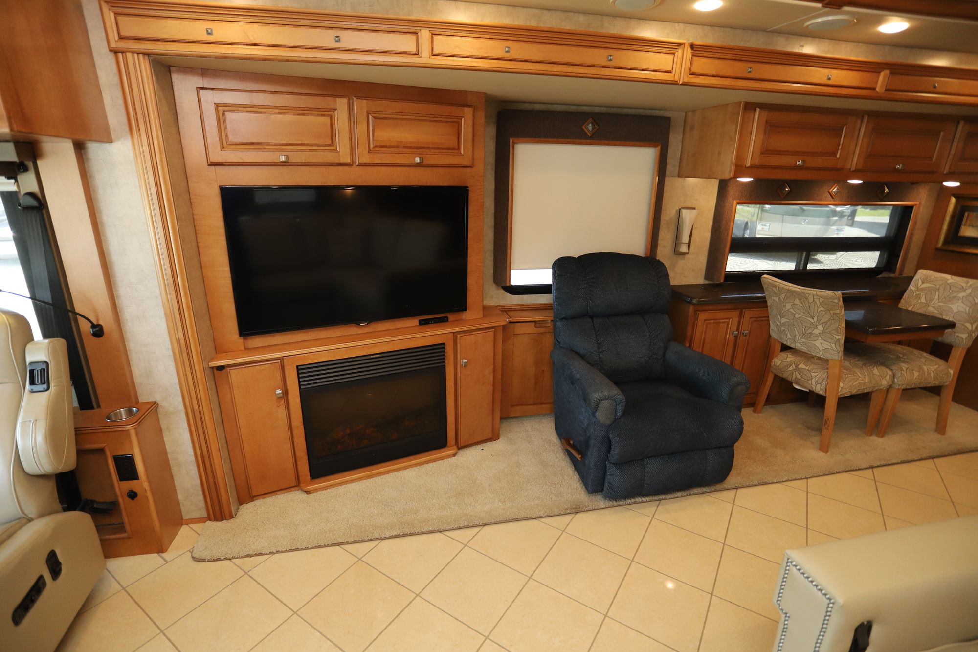 Used 2015 Winnebago Journey 42E Class A  For Sale