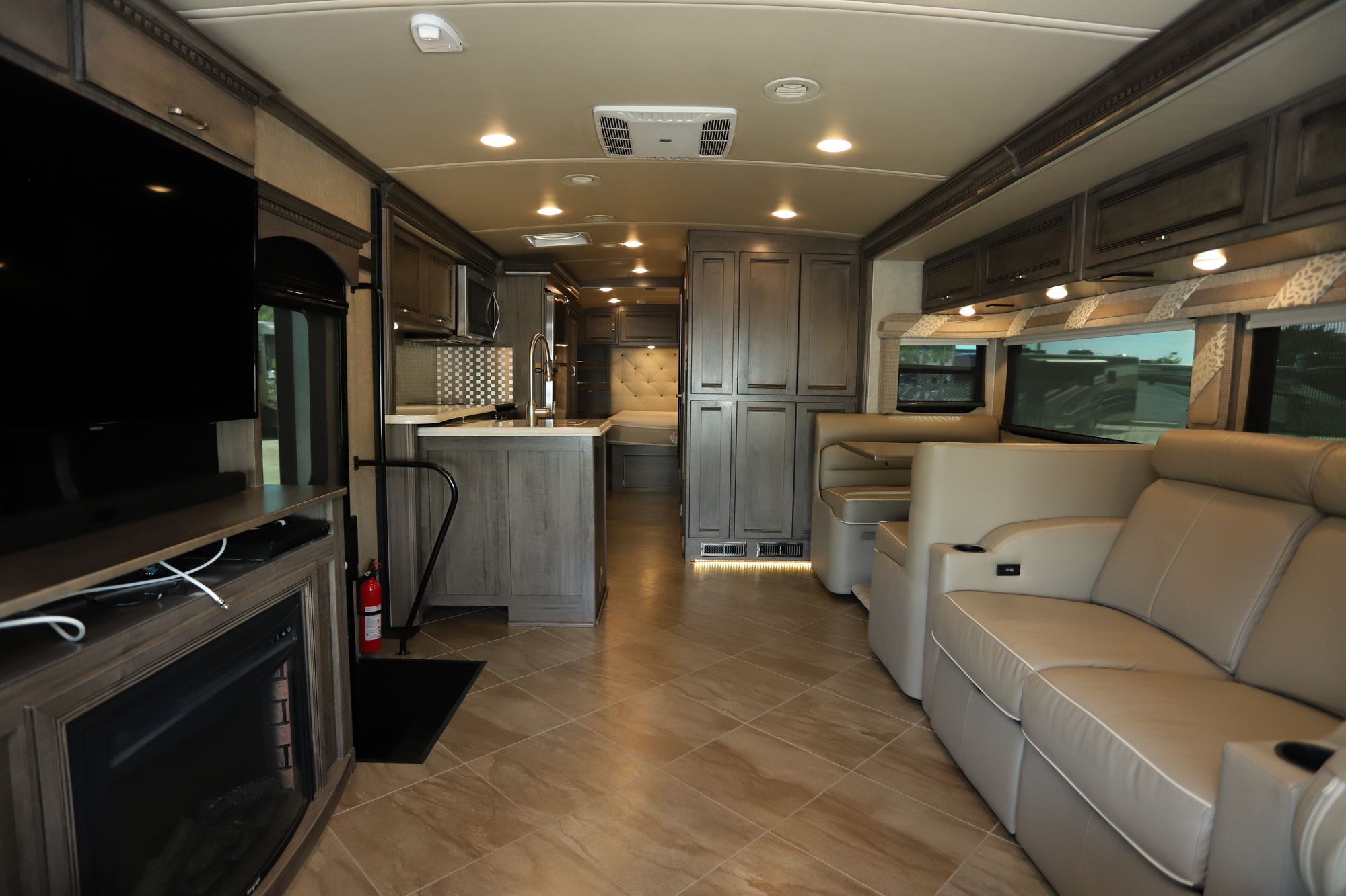 Used 2017 Winnebago Forza 34T Class A  For Sale