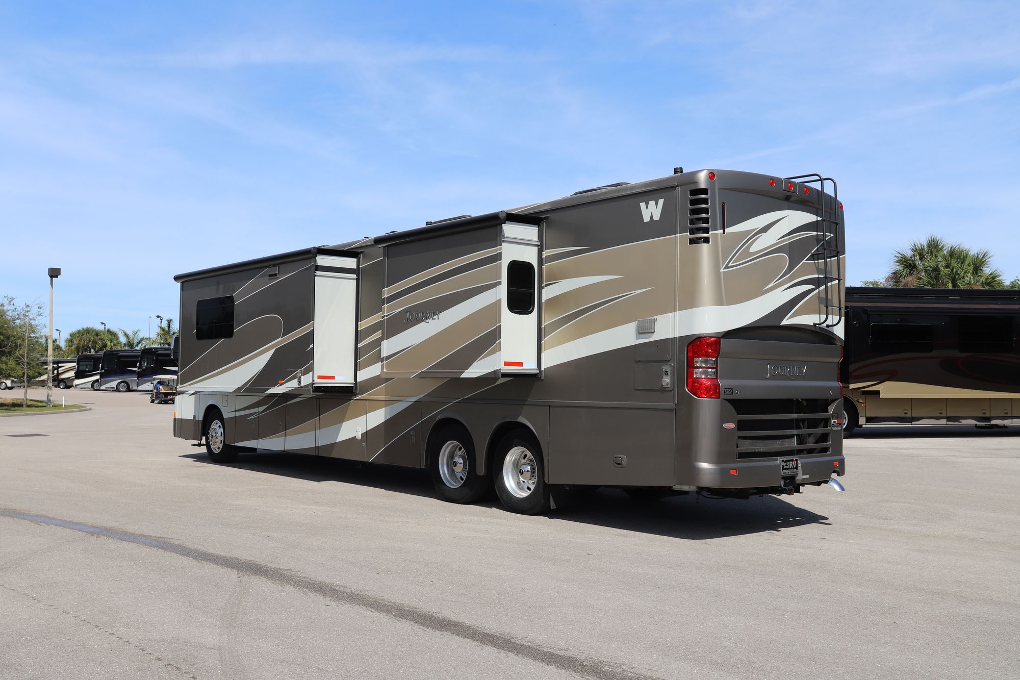 Used 2015 Winnebago Journey 42E Class A  For Sale