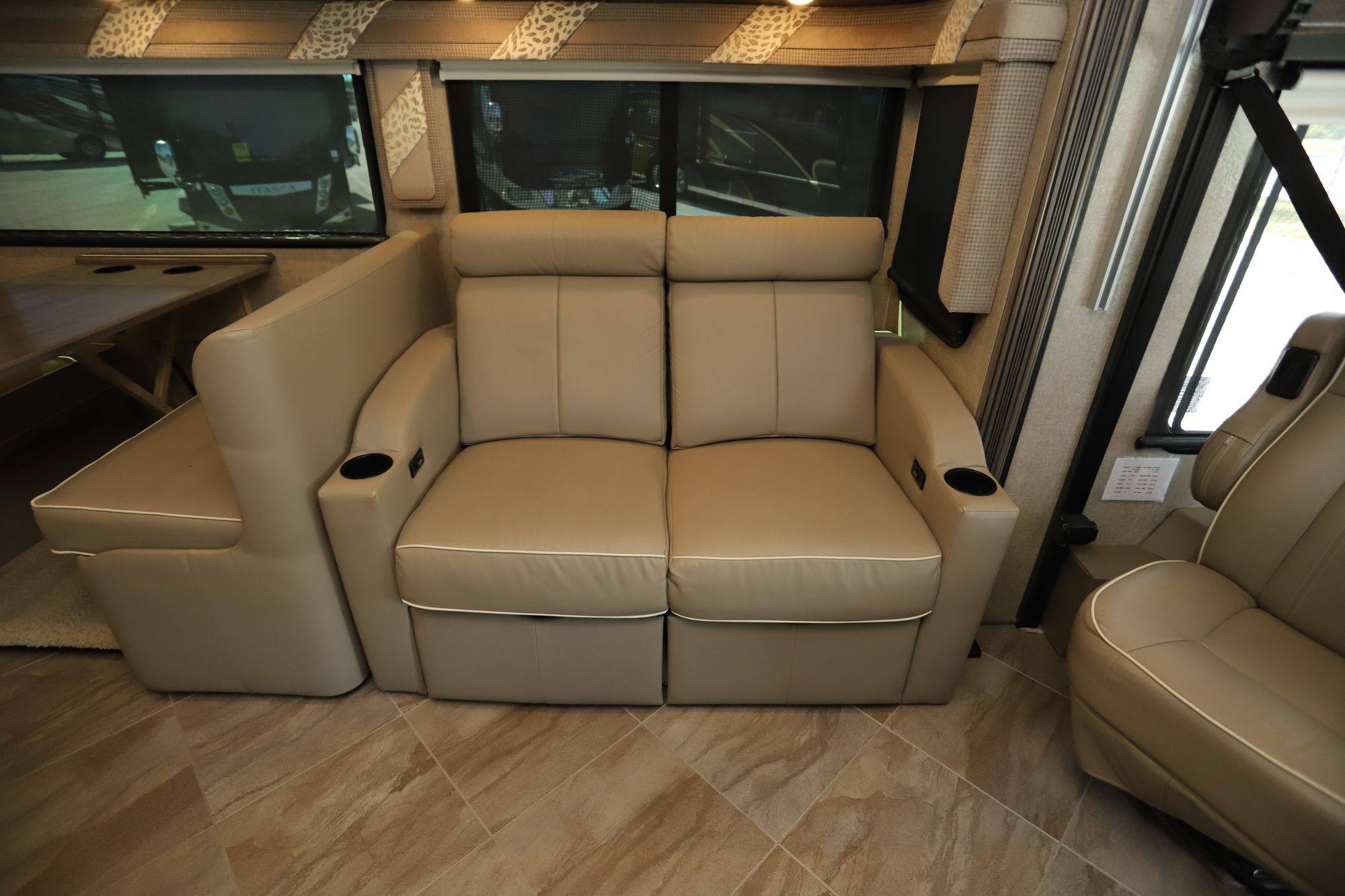 Used 2017 Winnebago Forza 34T Class A  For Sale