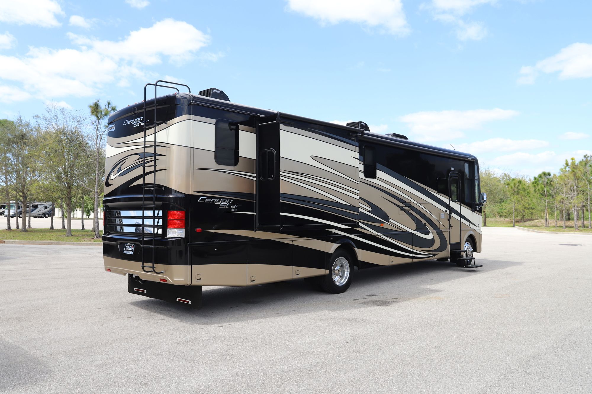 Used 2016 Newmar Canyon Star 3710 Class A  For Sale