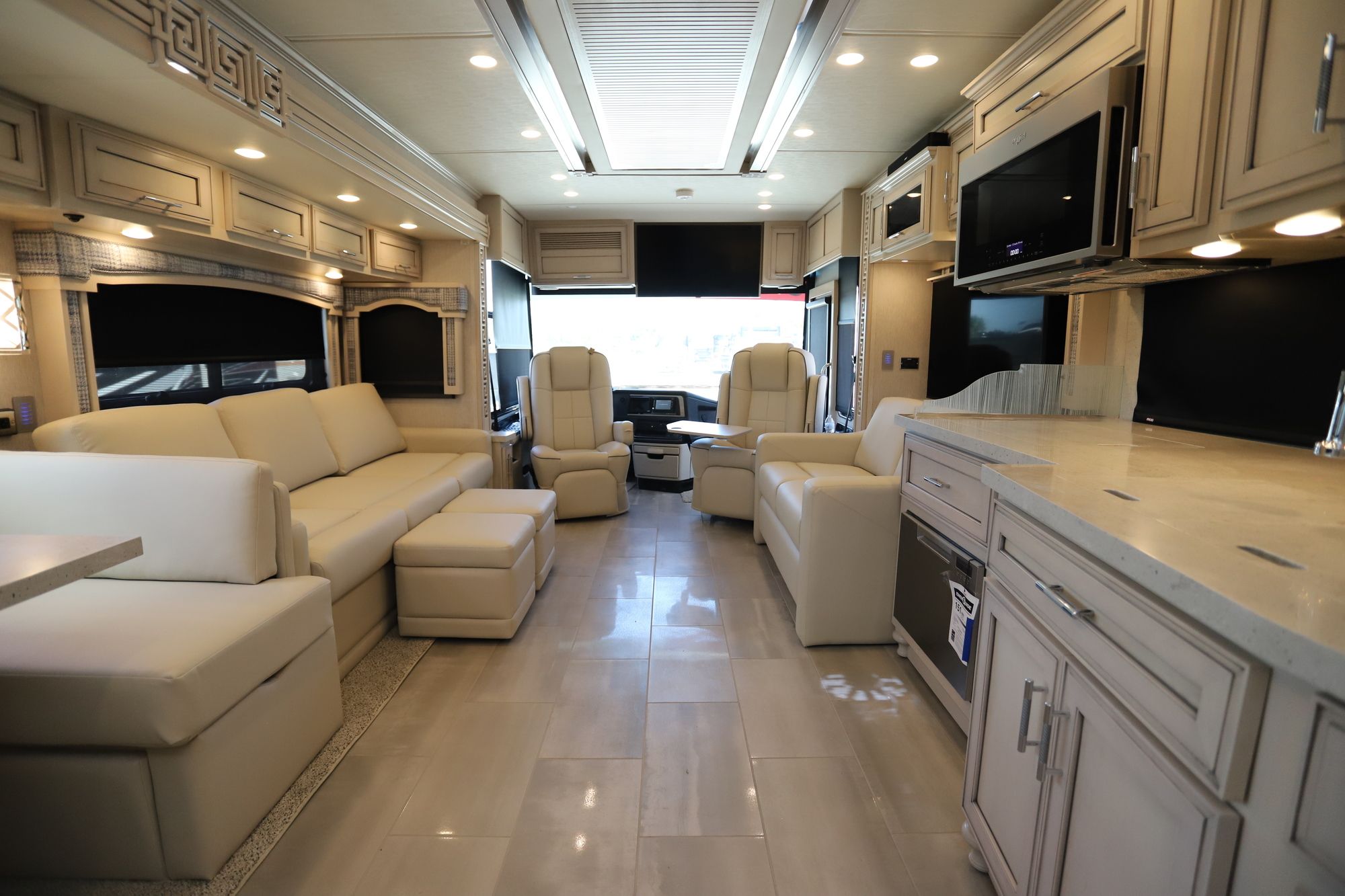 New 2021 Newmar Ventana 4326 Class A  For Sale