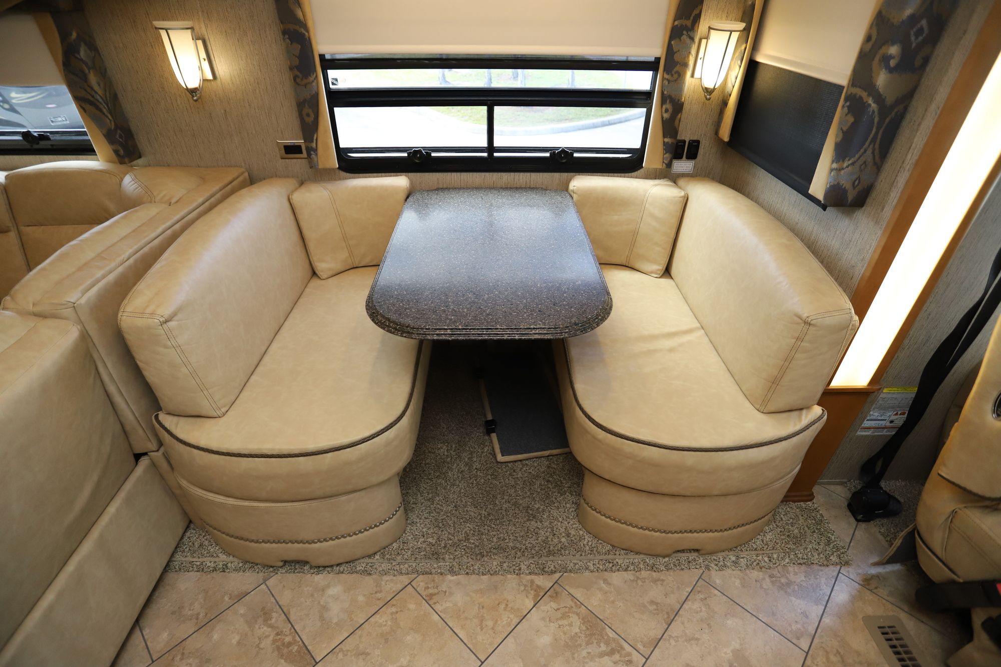 Used 2016 Newmar Canyon Star 3710 Class A  For Sale