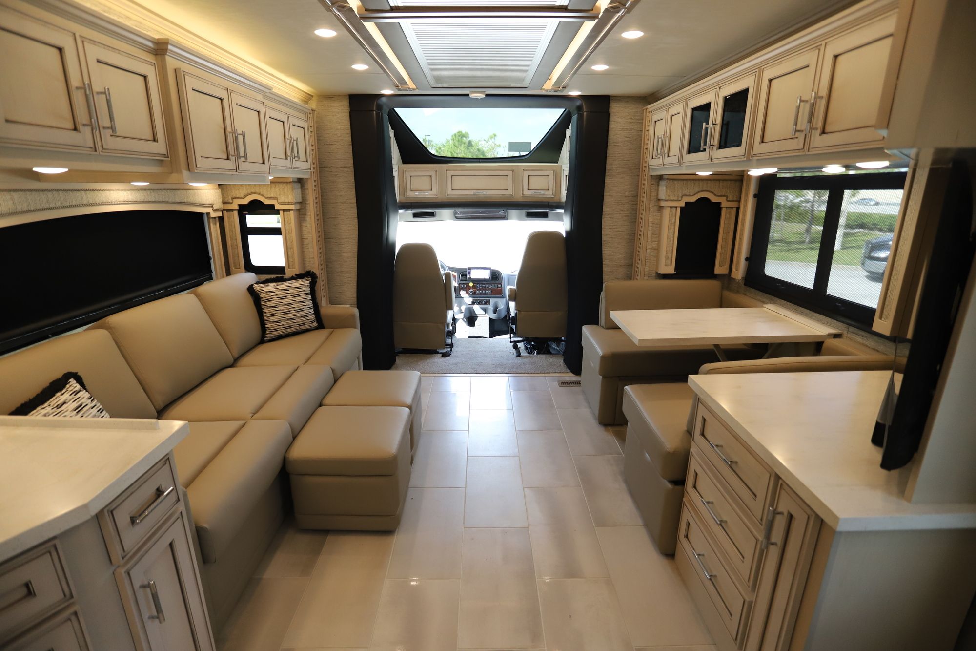 New 2021 Newmar Super Star 4061 Super C  For Sale