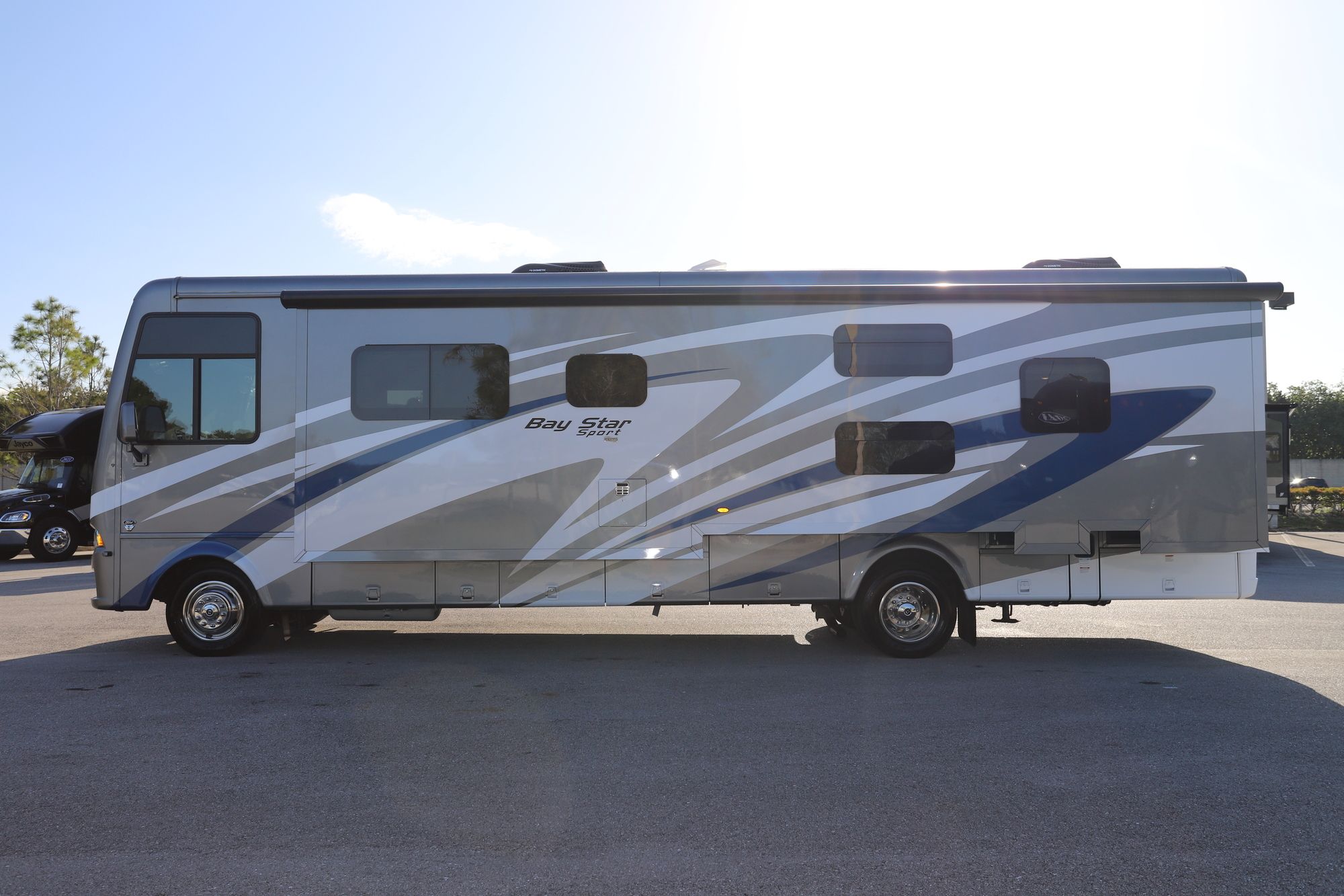 New 2021 Newmar Bay Star Sport 3315 Class A  For Sale