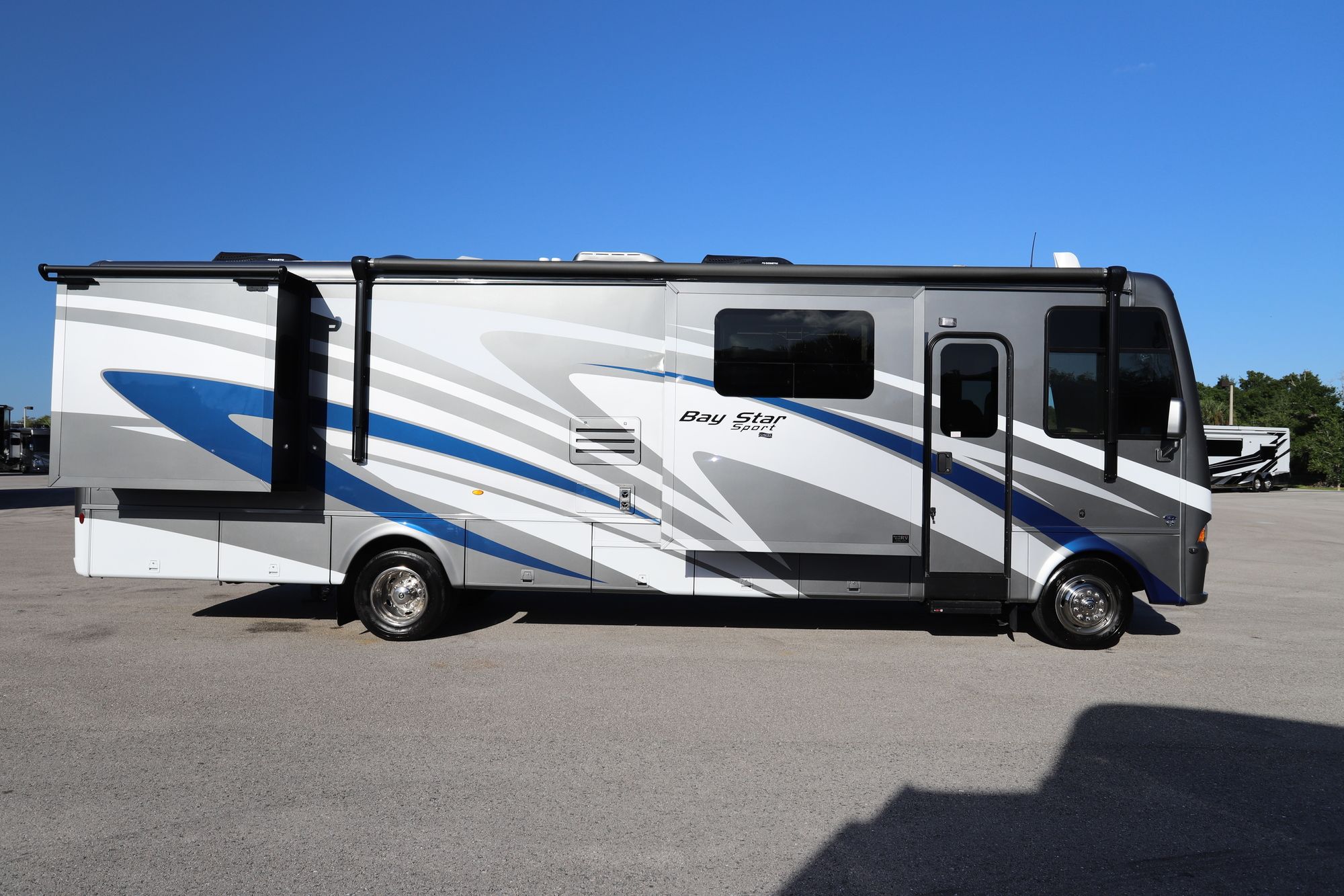 New 2021 Newmar Bay Star Sport 3315 Class A  For Sale