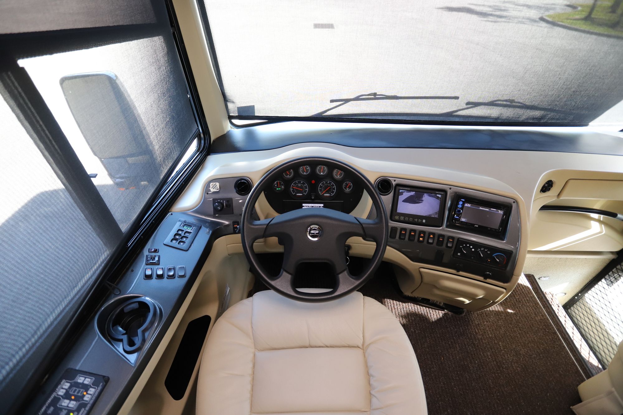 Used 2012 Tiffin Motor Homes Phaeton 40QBH Class A  For Sale