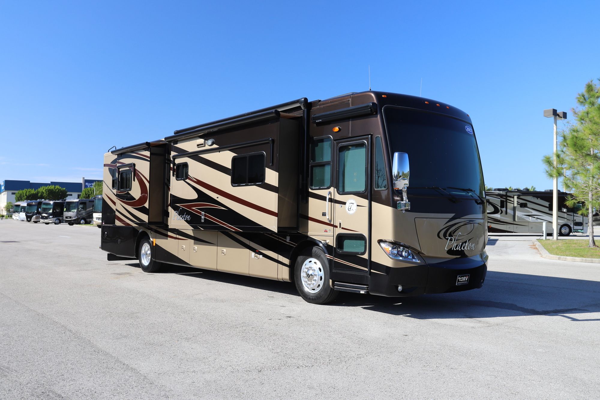 Used 2012 Tiffin Motor Homes Phaeton 40QBH Class A  For Sale