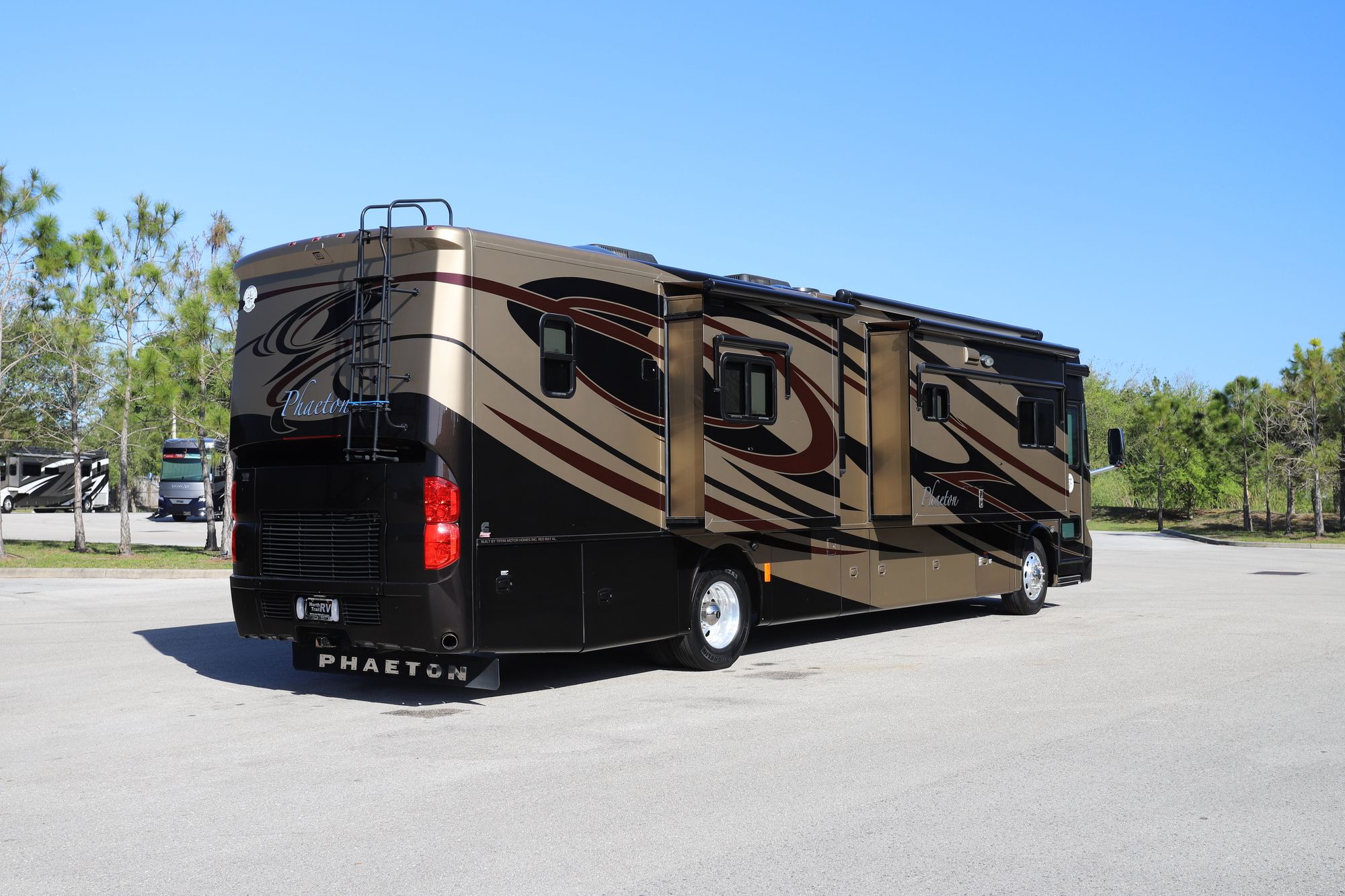 Used 2012 Tiffin Motor Homes Phaeton 40QBH Class A  For Sale