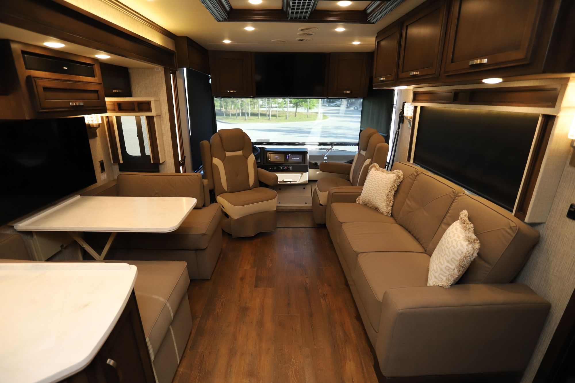 New 2021 Newmar Canyon Star 3927 Class A  For Sale