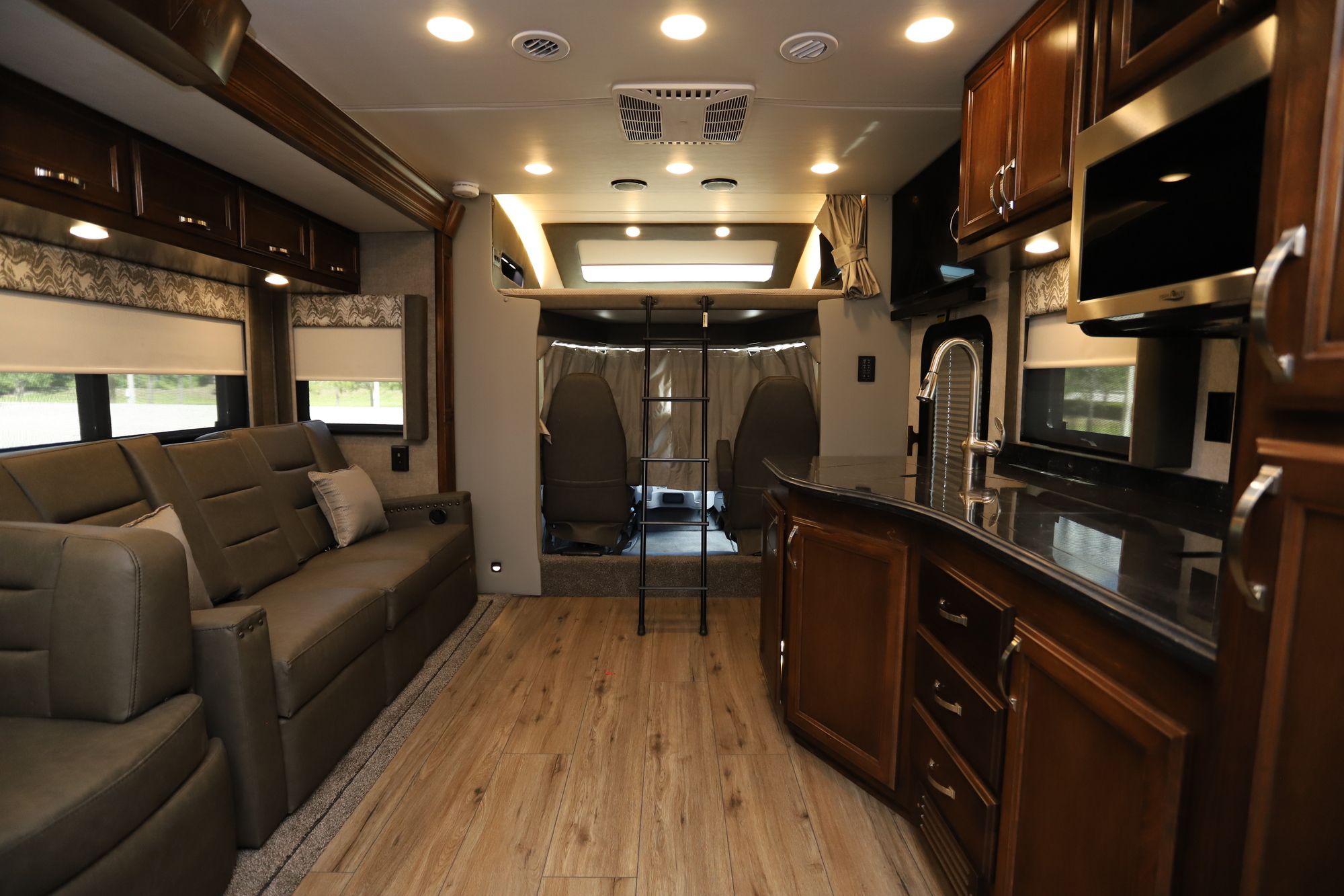 New 2021 Renegade Rv Verona 36VSB Super C  For Sale