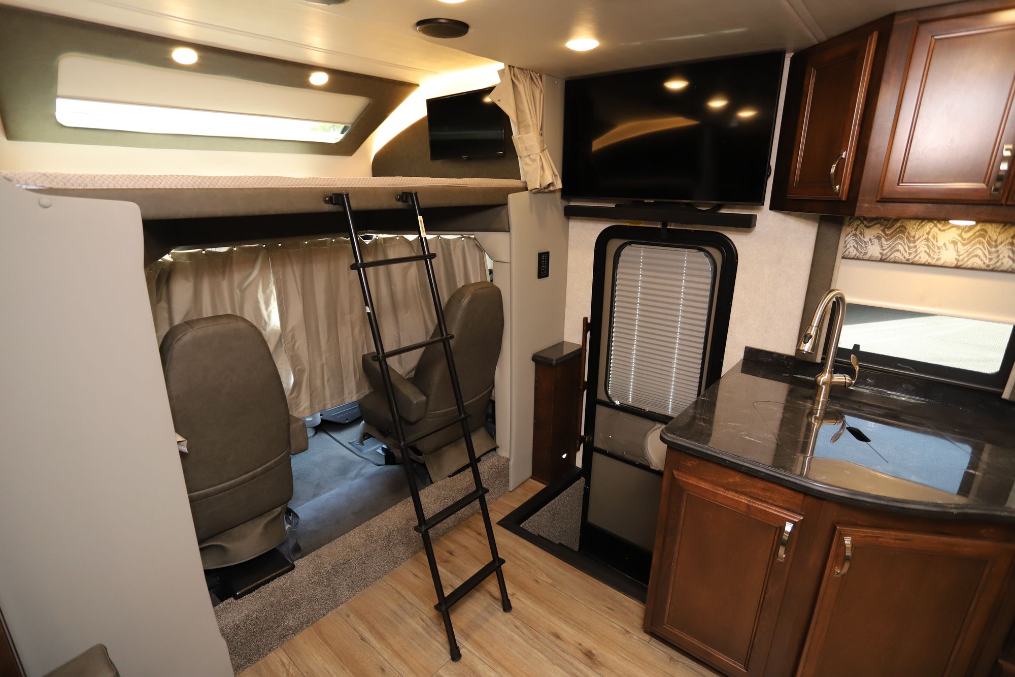 New 2021 Renegade Rv Verona 36VSB Super C  For Sale