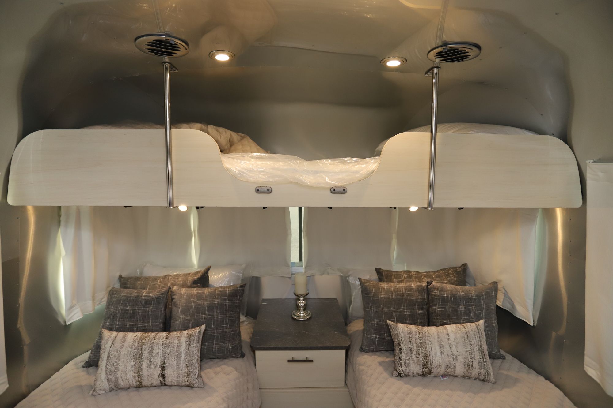 New 2021 Airstream Flying Cloud 27FB Travel Trailer  For Sale