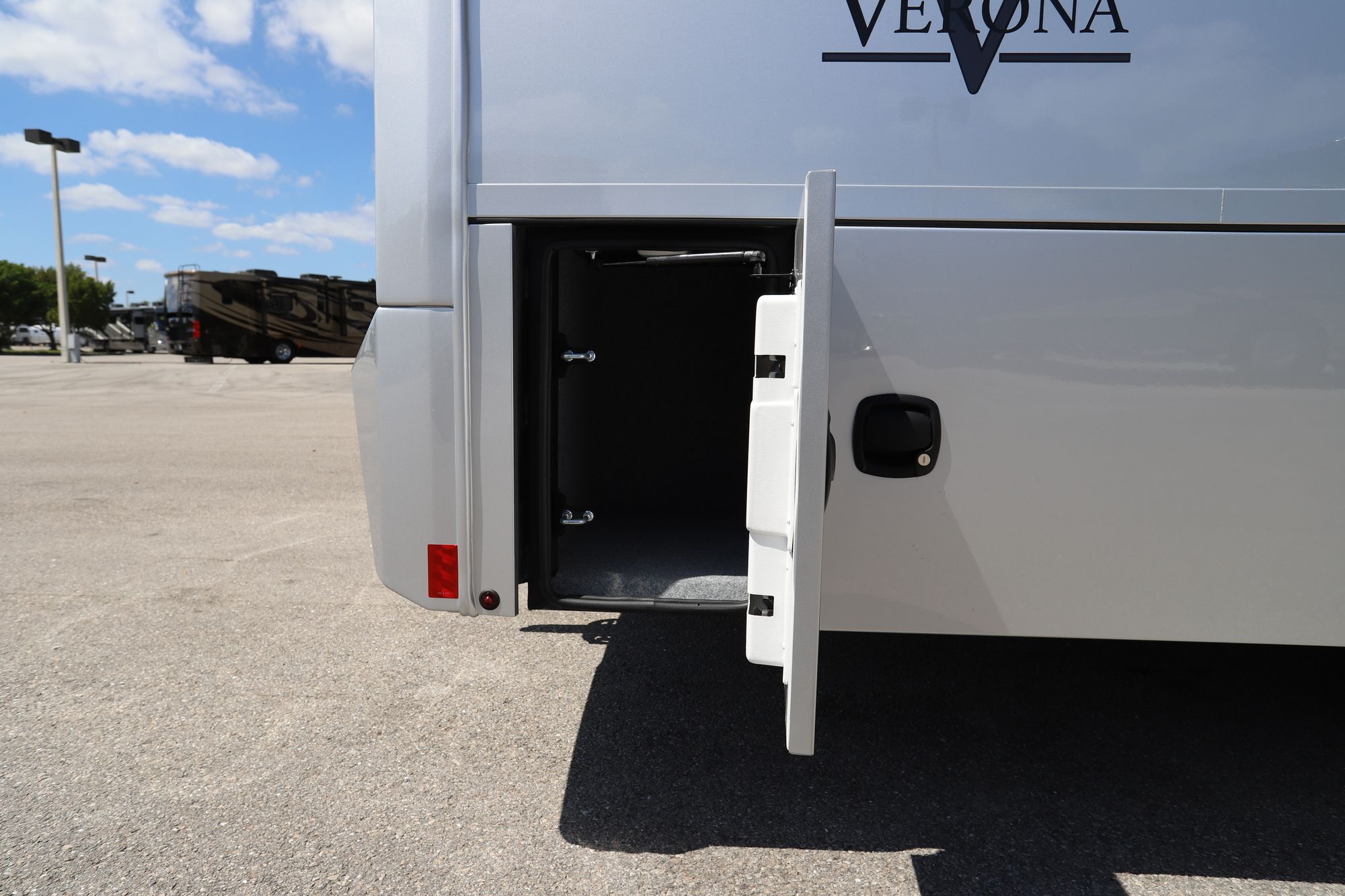 New 2021 Renegade Rv Verona 36VSB Super C  For Sale