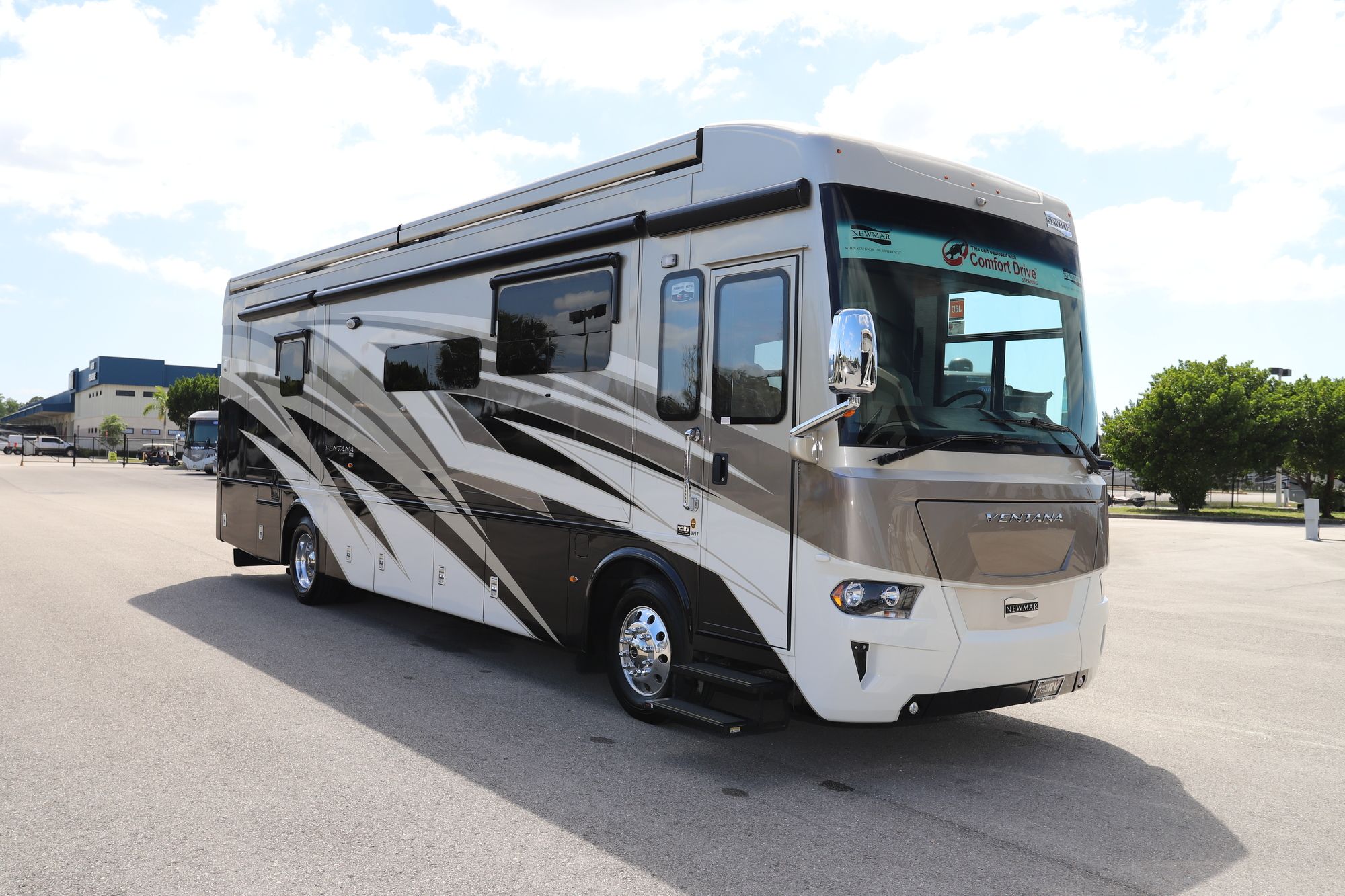 New 2021 Newmar Ventana 3717 Class A  For Sale