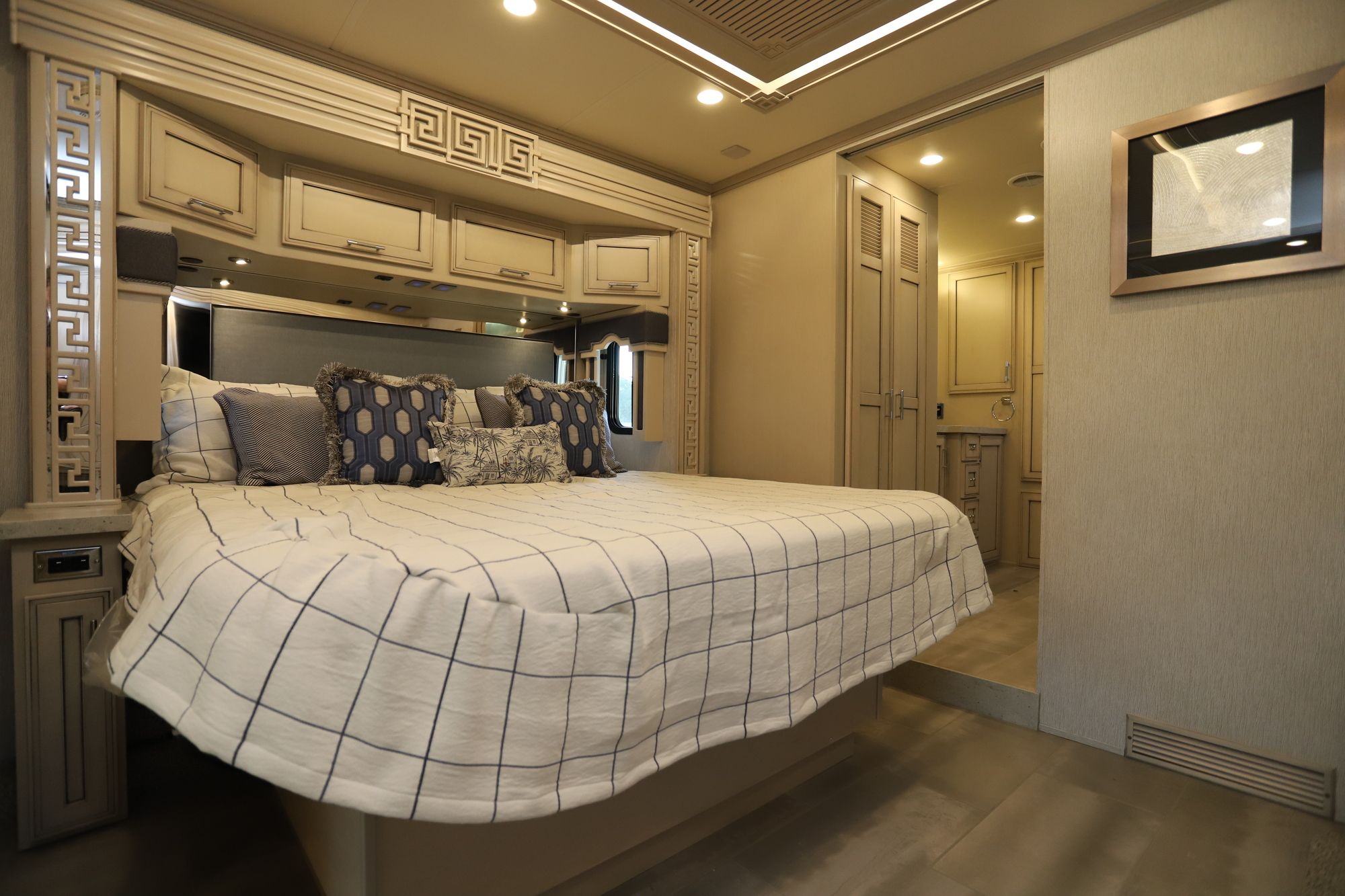 New 2021 Newmar Ventana 4369 Class A  For Sale