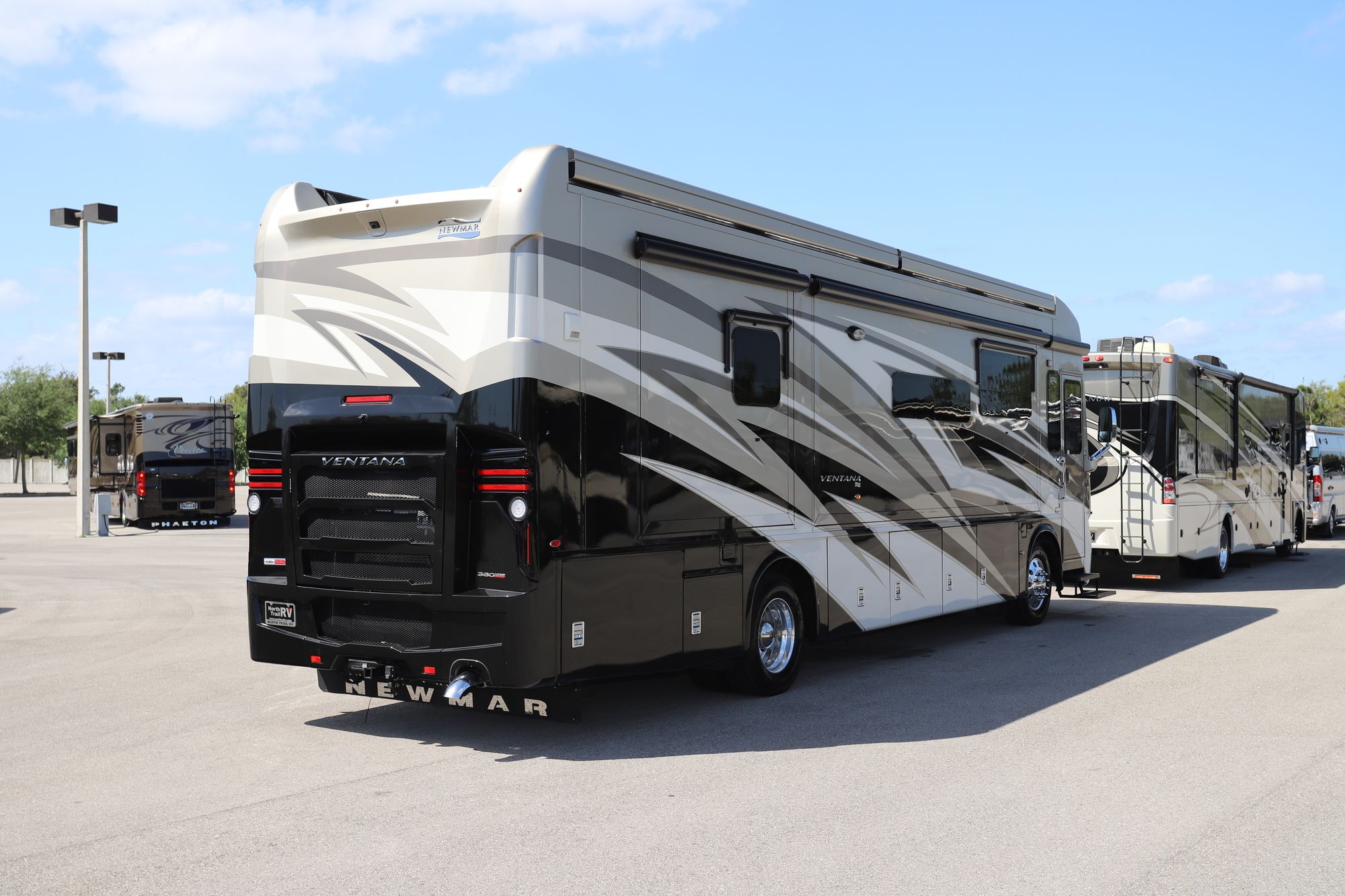 New 2021 Newmar Ventana 3717 Class A  For Sale