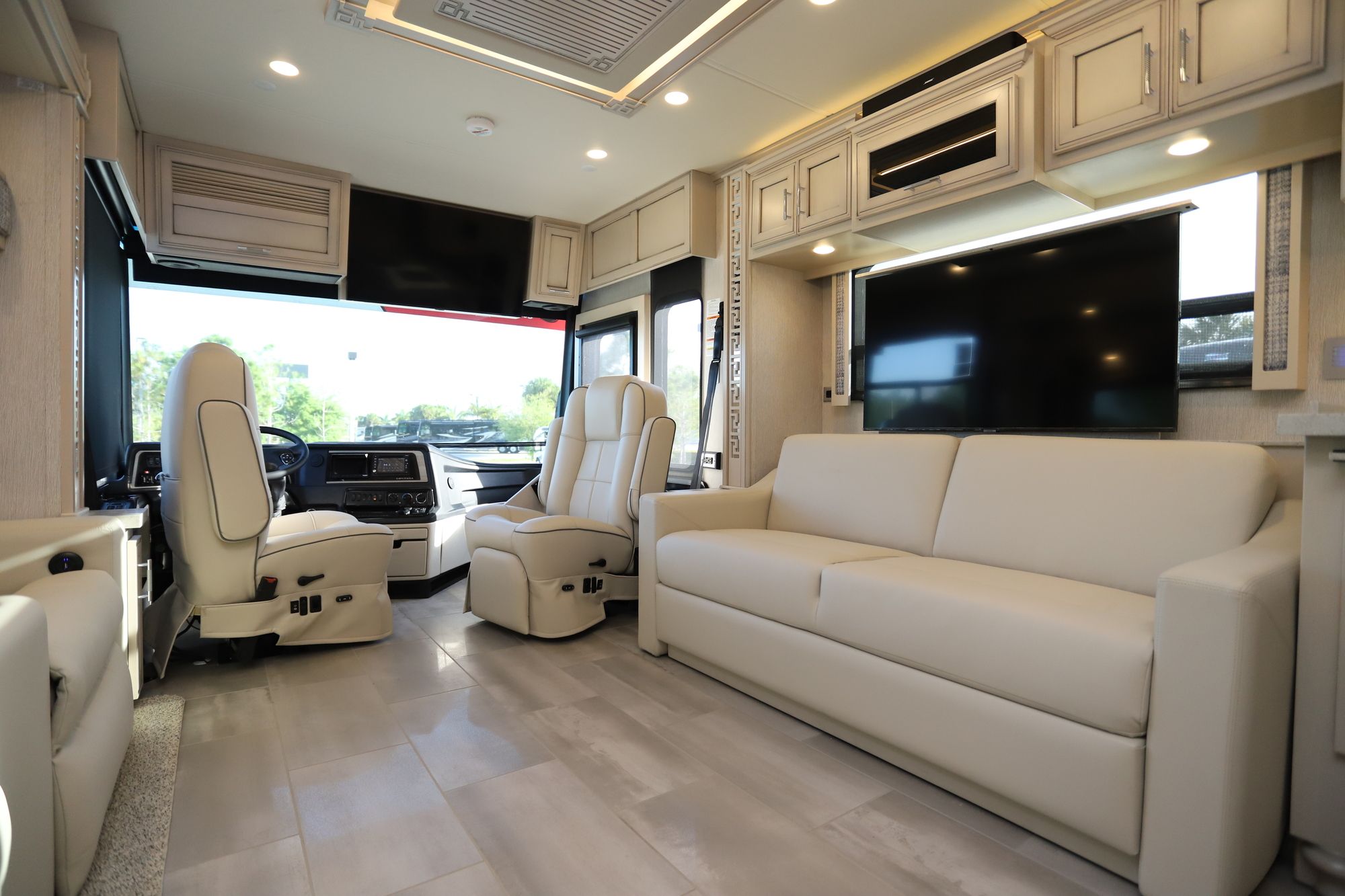 New 2021 Newmar Ventana 4369 Class A  For Sale