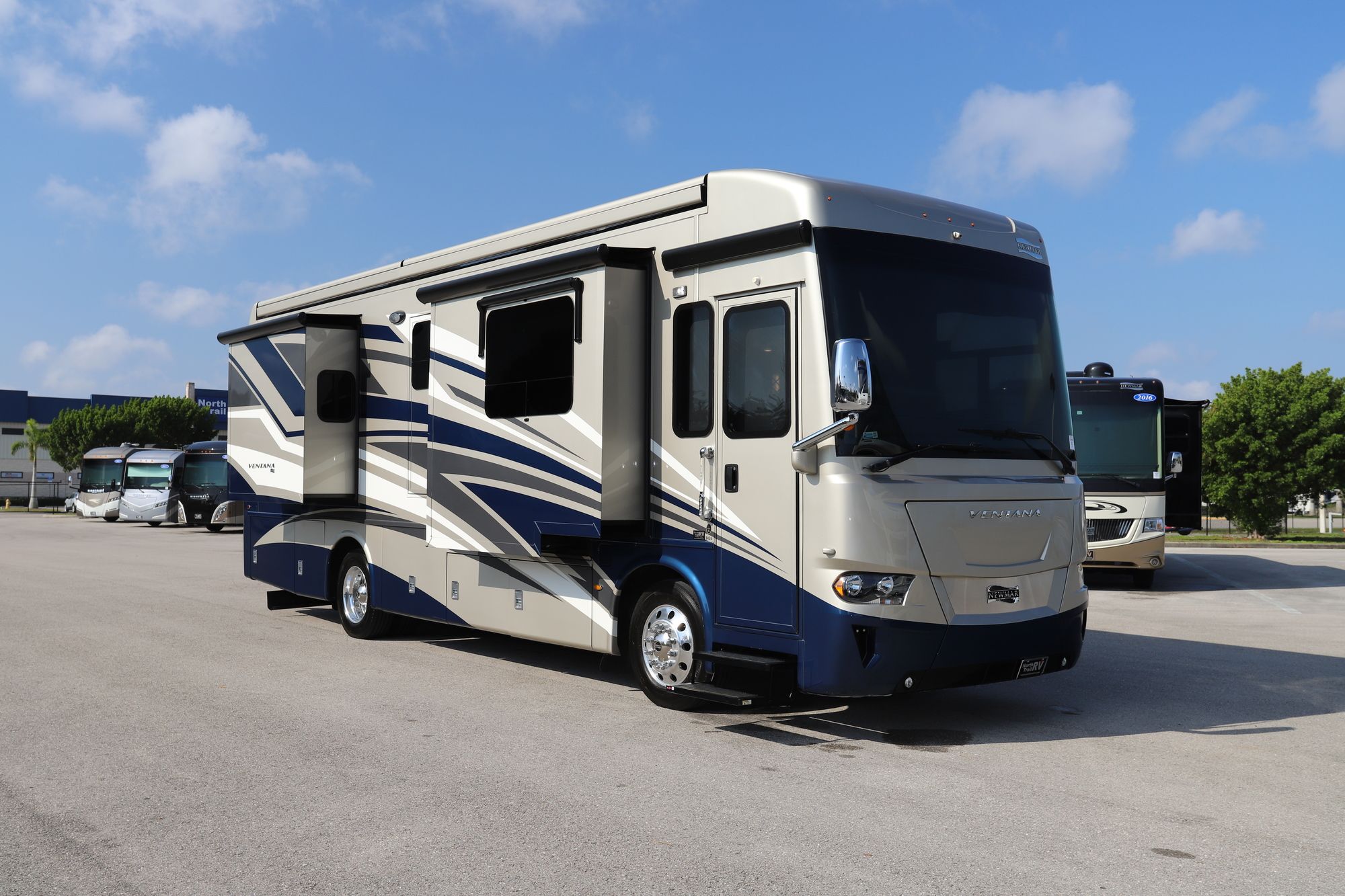 Used 2020 Newmar Ventana 3426 Class A  For Sale