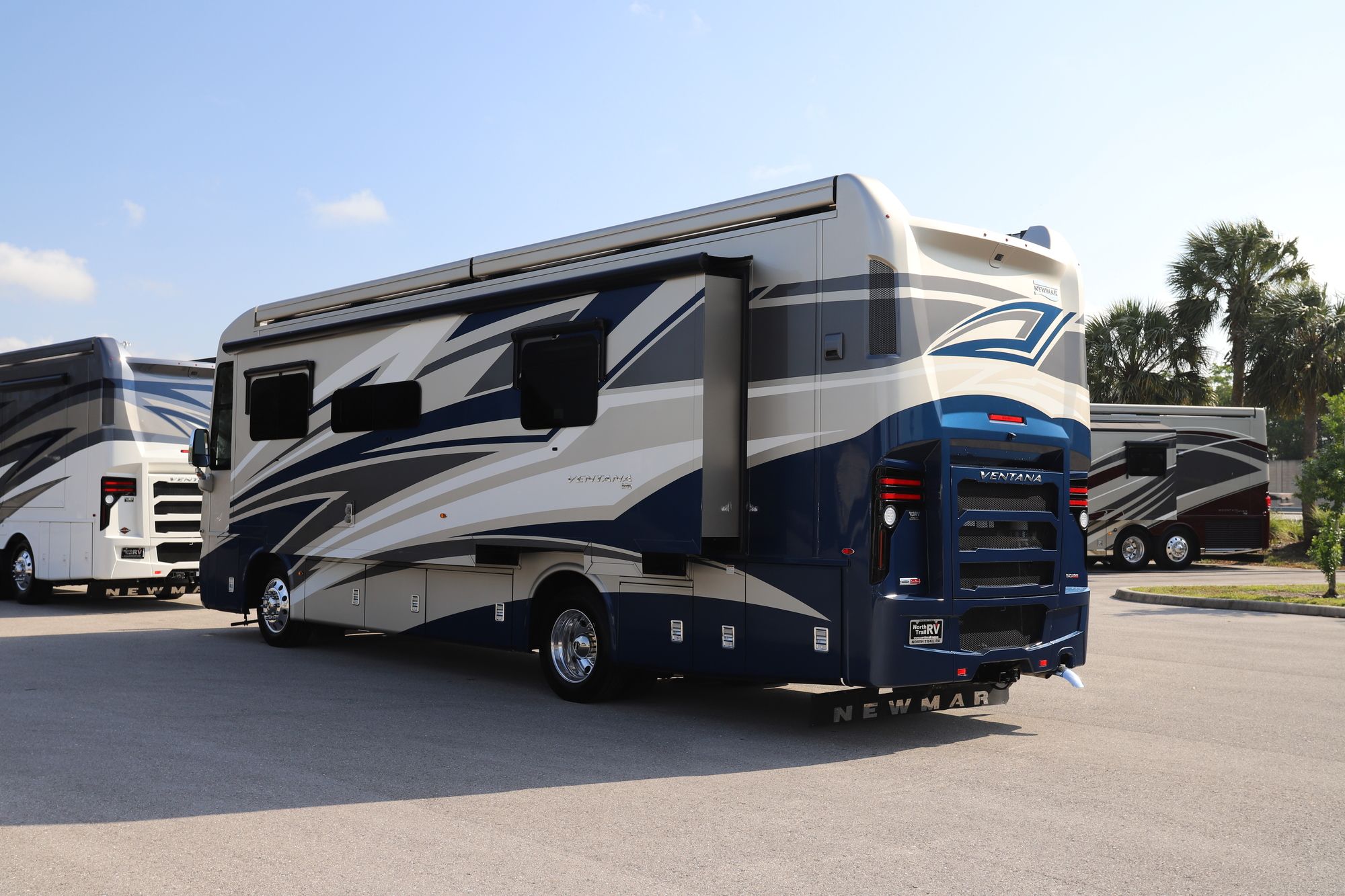 Used 2020 Newmar Ventana 3426 Class A  For Sale