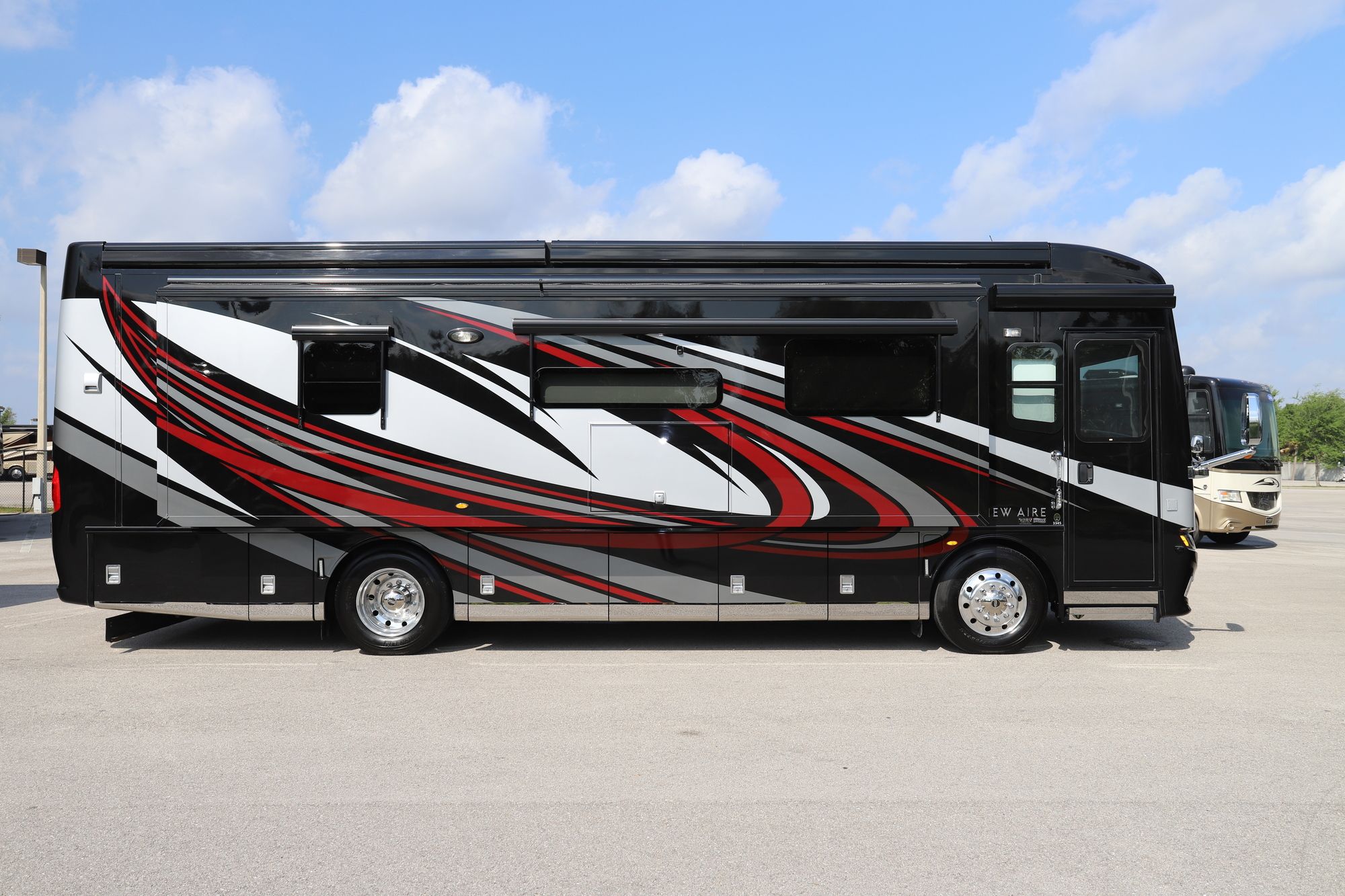 Used 2019 Newmar New Aire 3345 Class A  For Sale