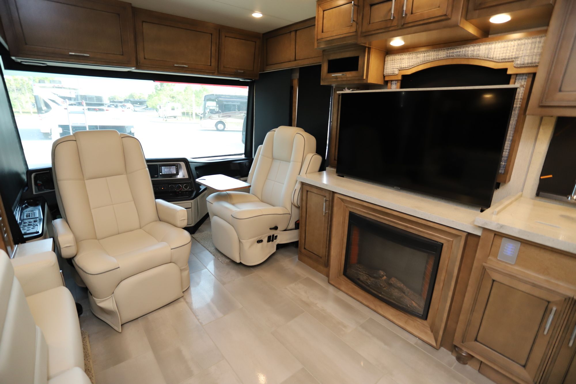 New 2021 Newmar Ventana 4311 Class A  For Sale