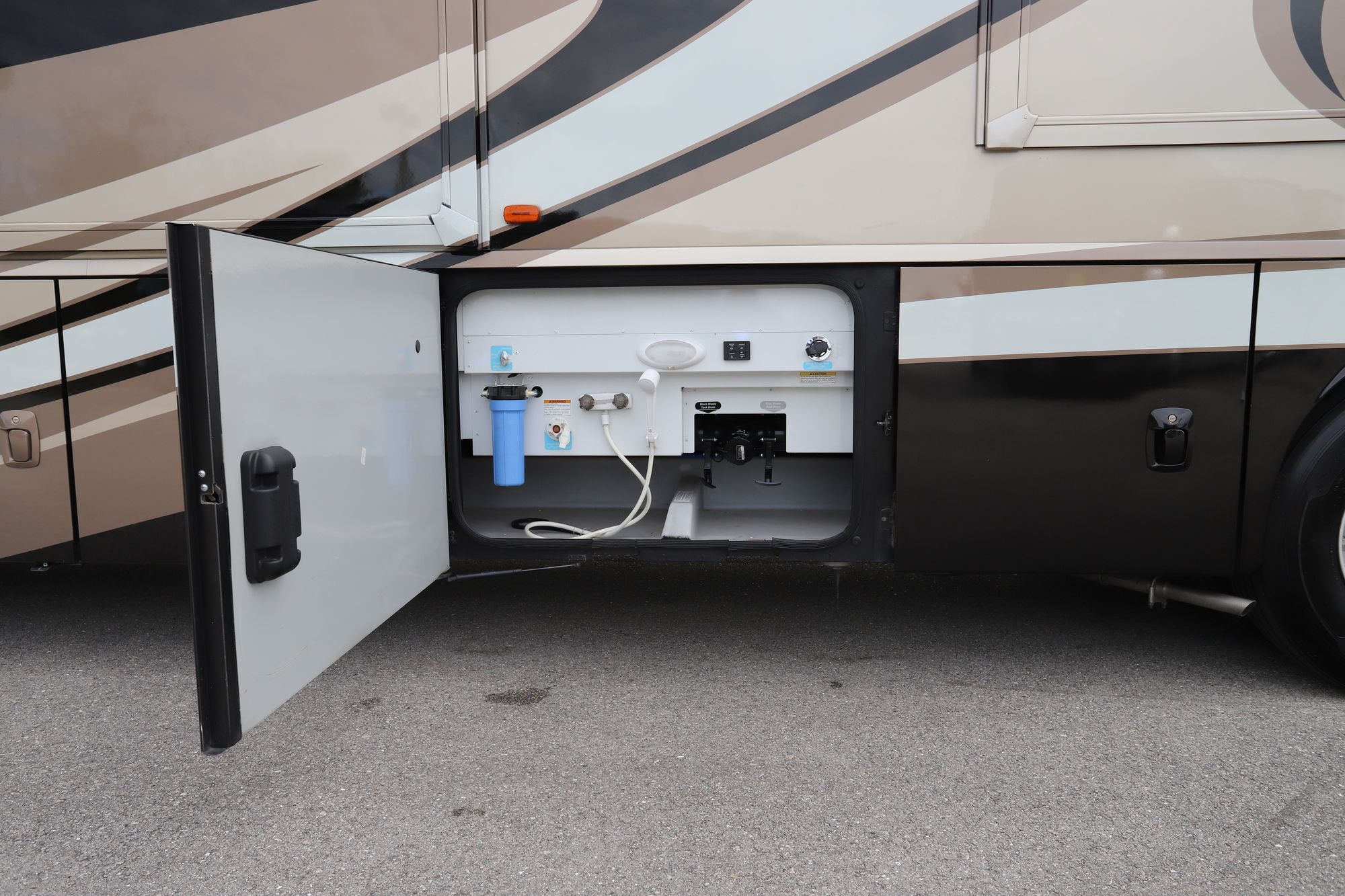 Used 2017 Winnebago Journey 40J Class A  For Sale