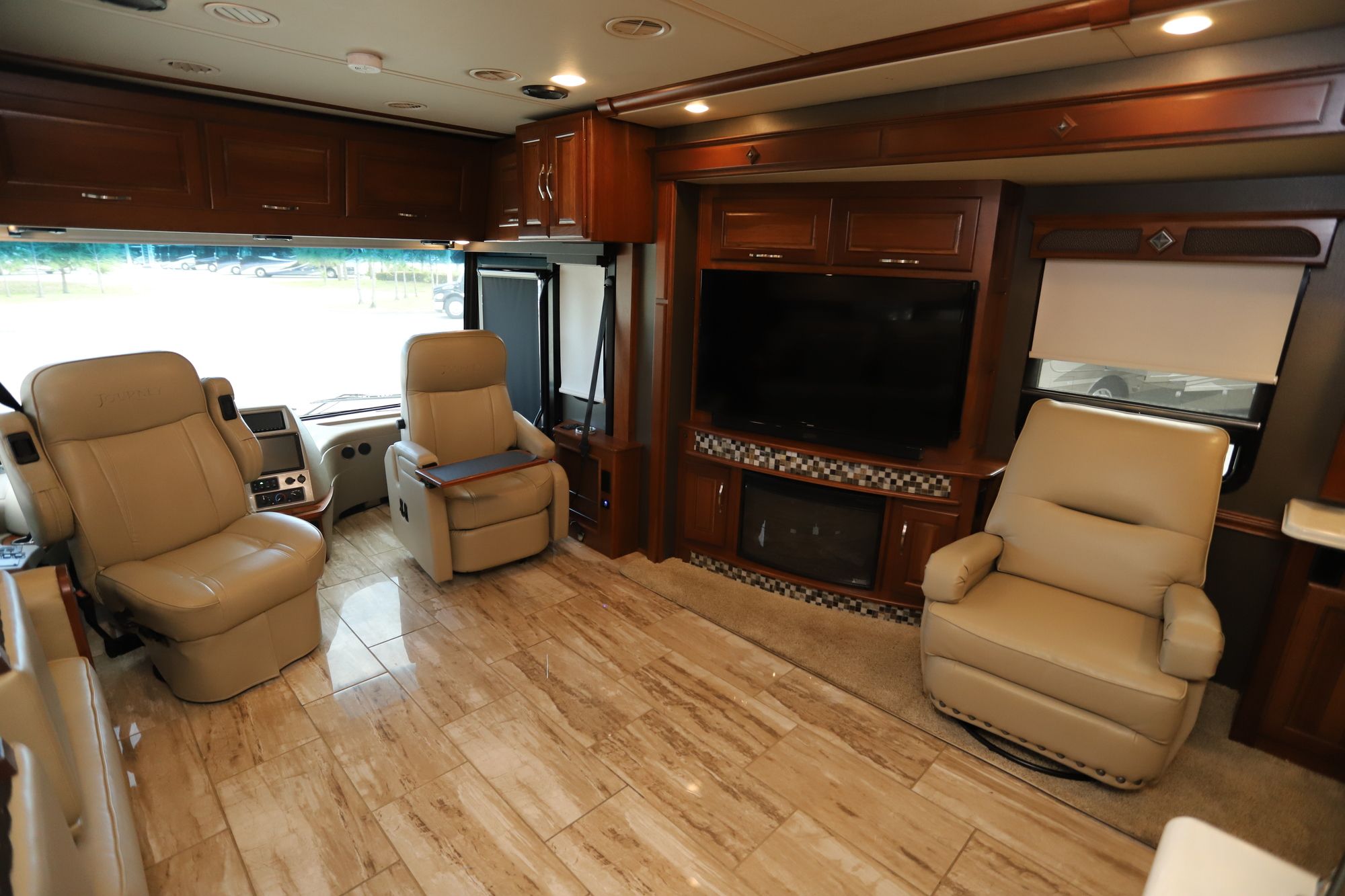 Used 2017 Winnebago Journey 40J Class A  For Sale