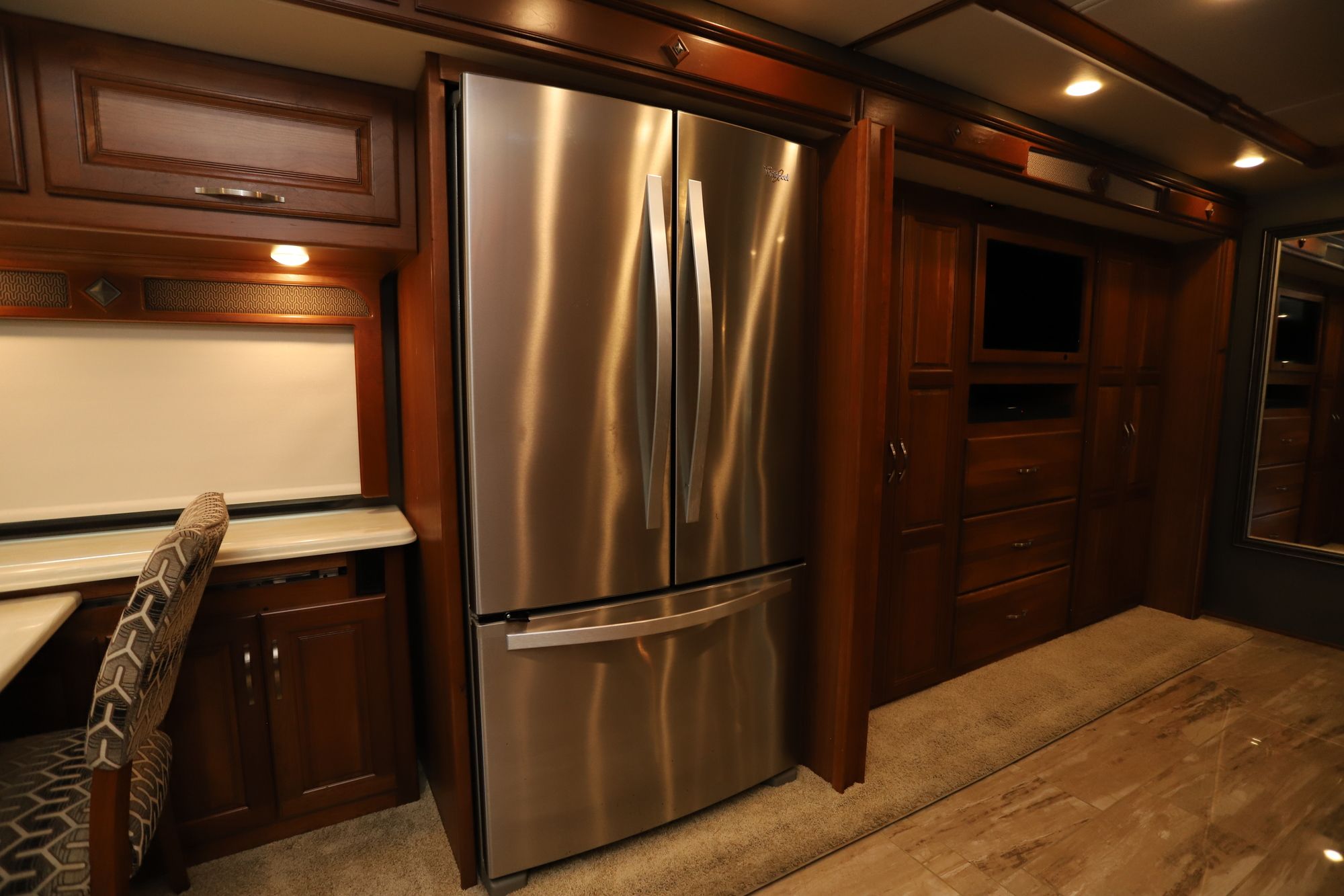 Used 2017 Winnebago Journey 40J Class A  For Sale