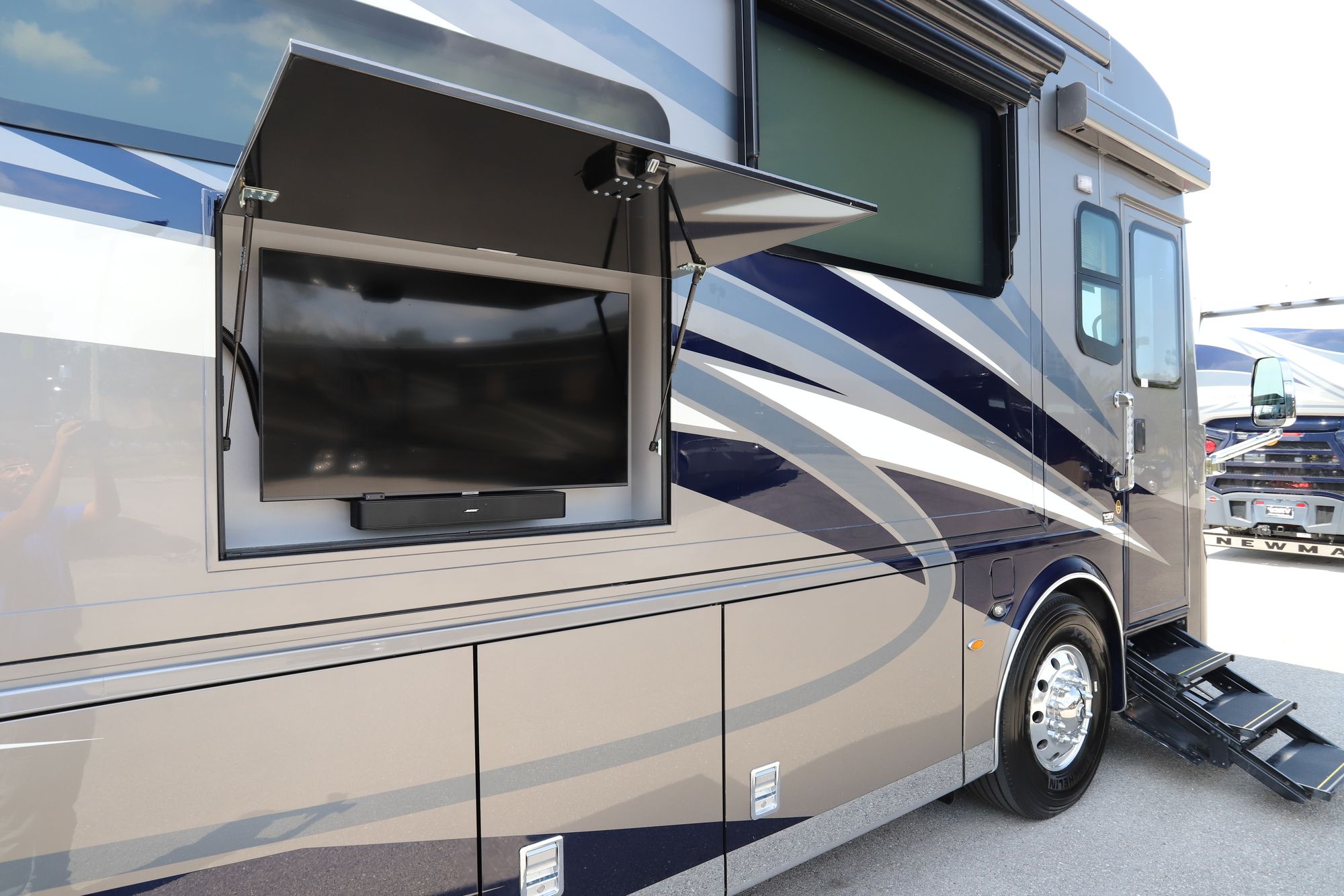 New 2021 Newmar London Aire 4535 Class A  For Sale