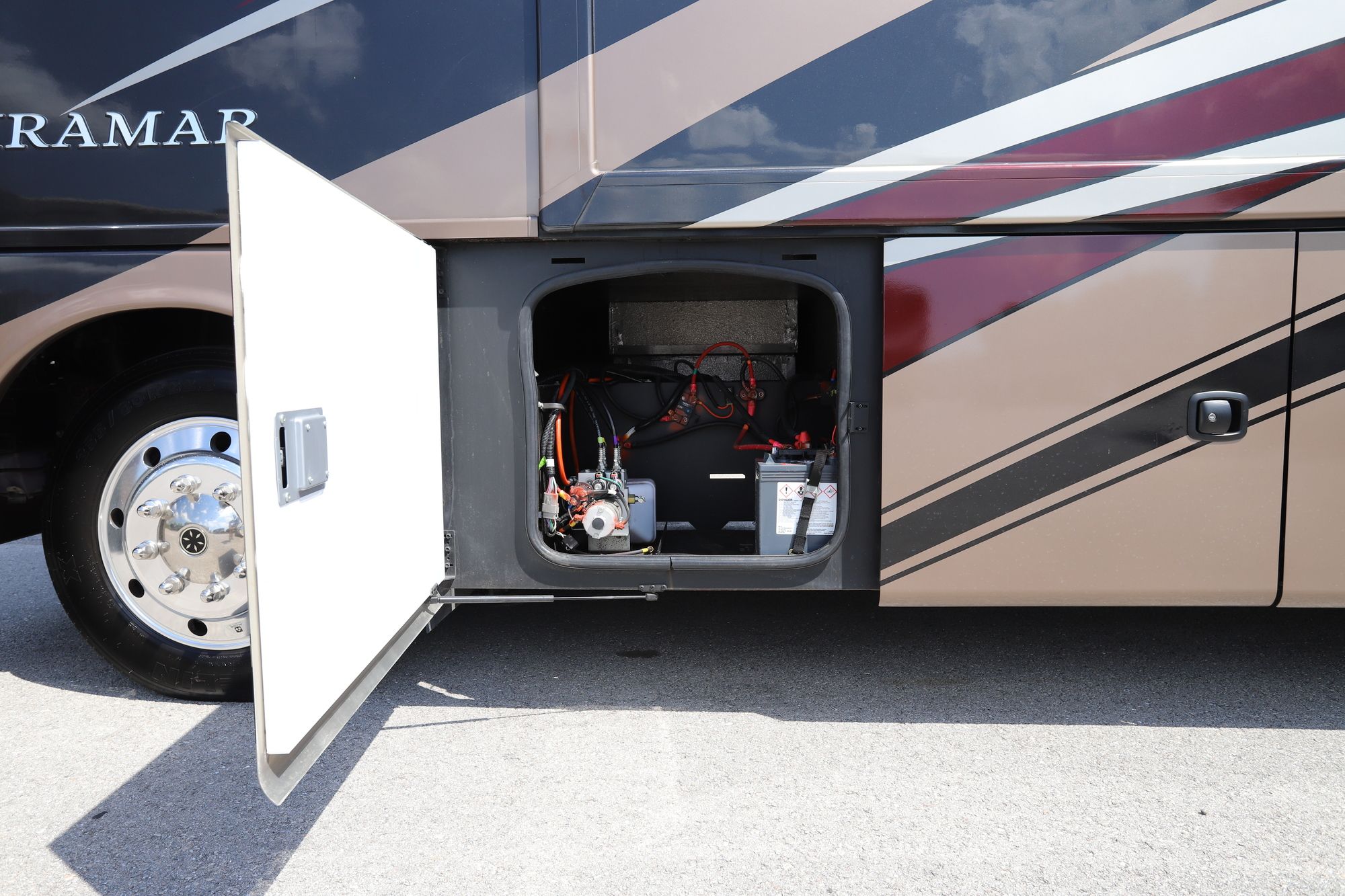 Used 2019 Thor Miramar 35.3 Class A  For Sale
