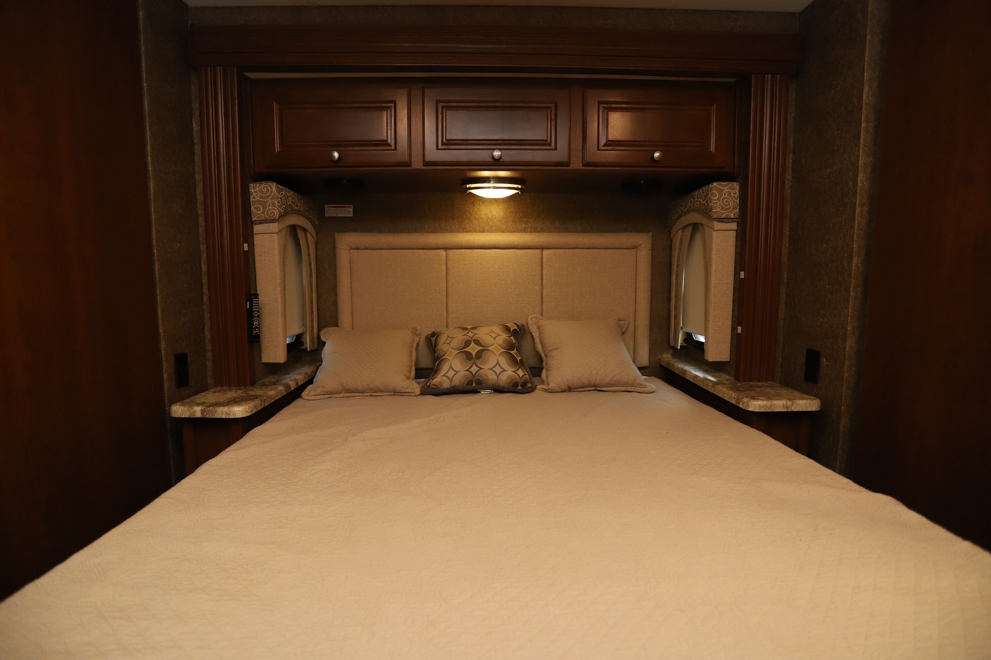 Used 2015 Thor Miramar 34.1 Class A  For Sale