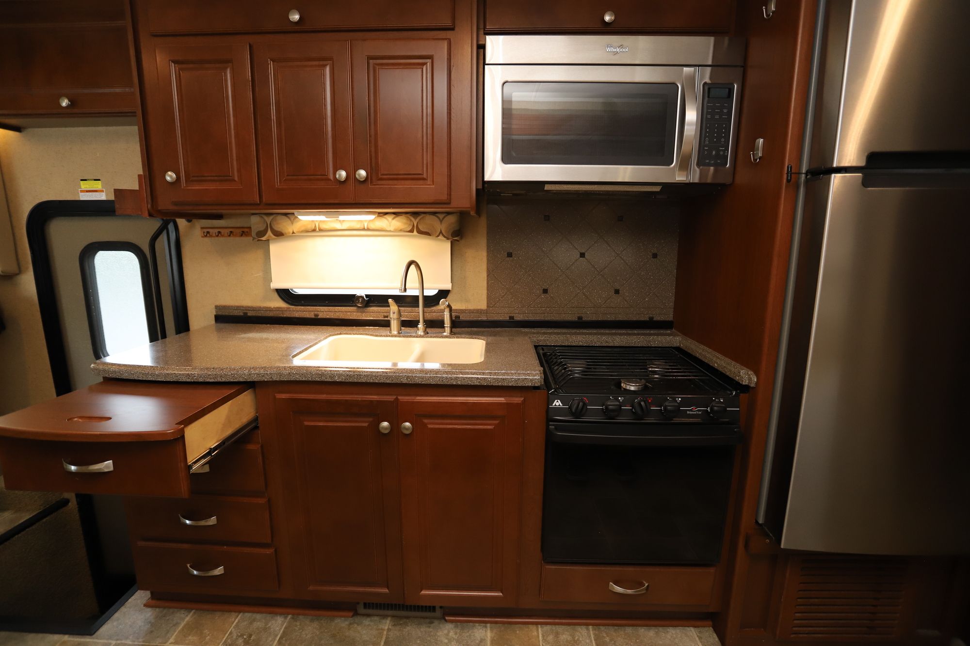 Used 2015 Thor Miramar 34.1 Class A  For Sale