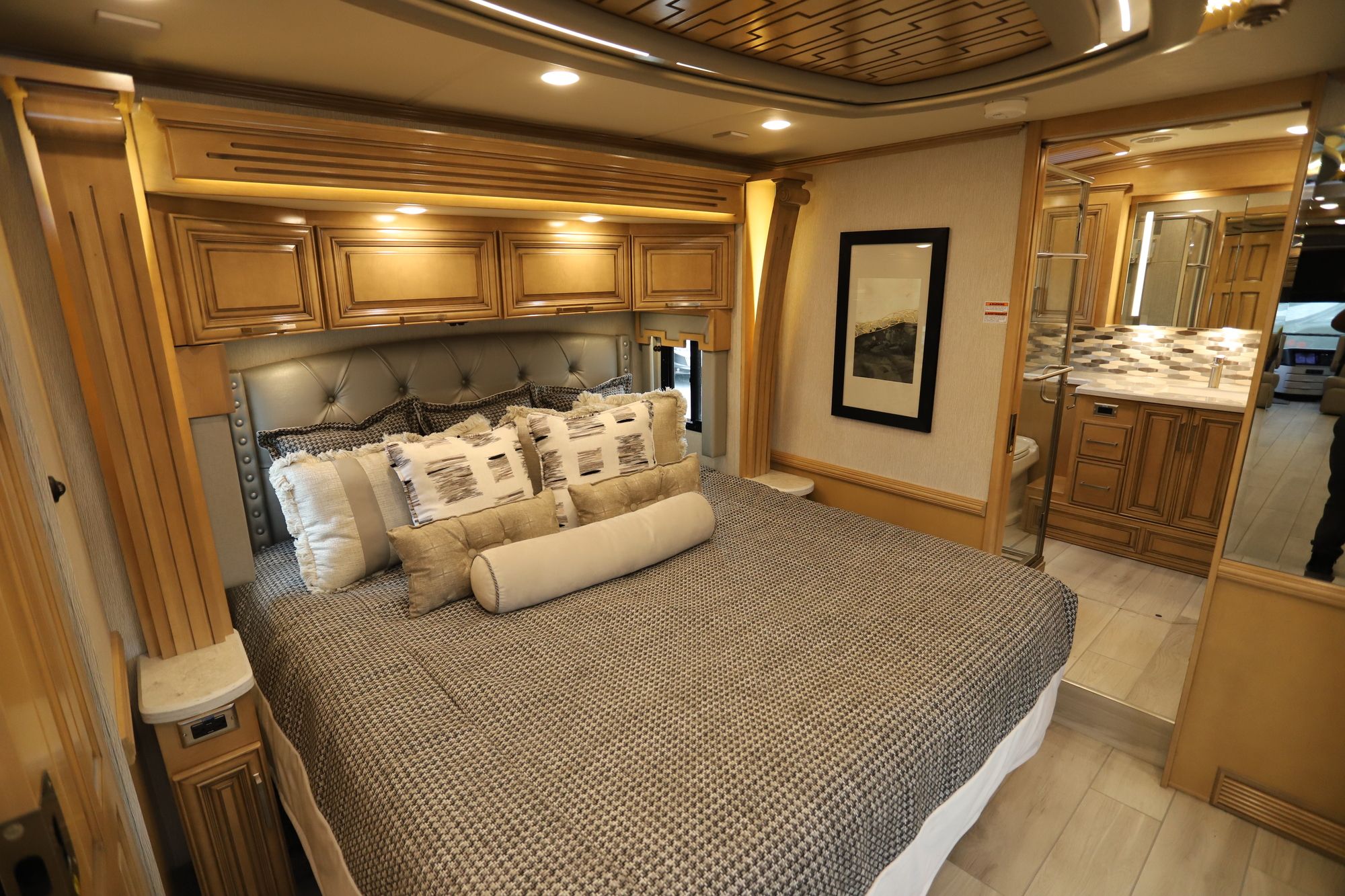 New 2021 Newmar London Aire 4535 Class A  For Sale