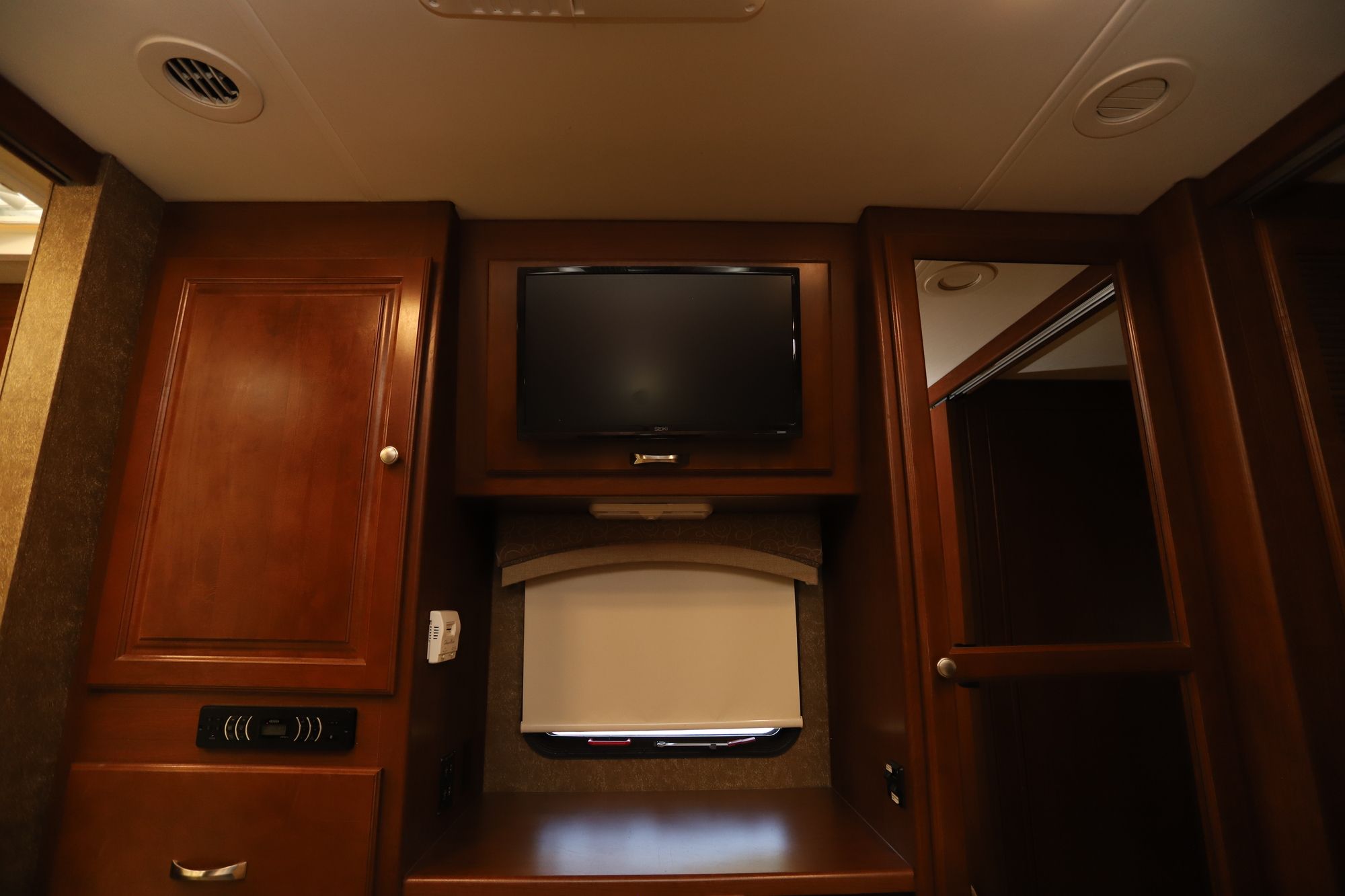 Used 2015 Thor Miramar 34.1 Class A  For Sale