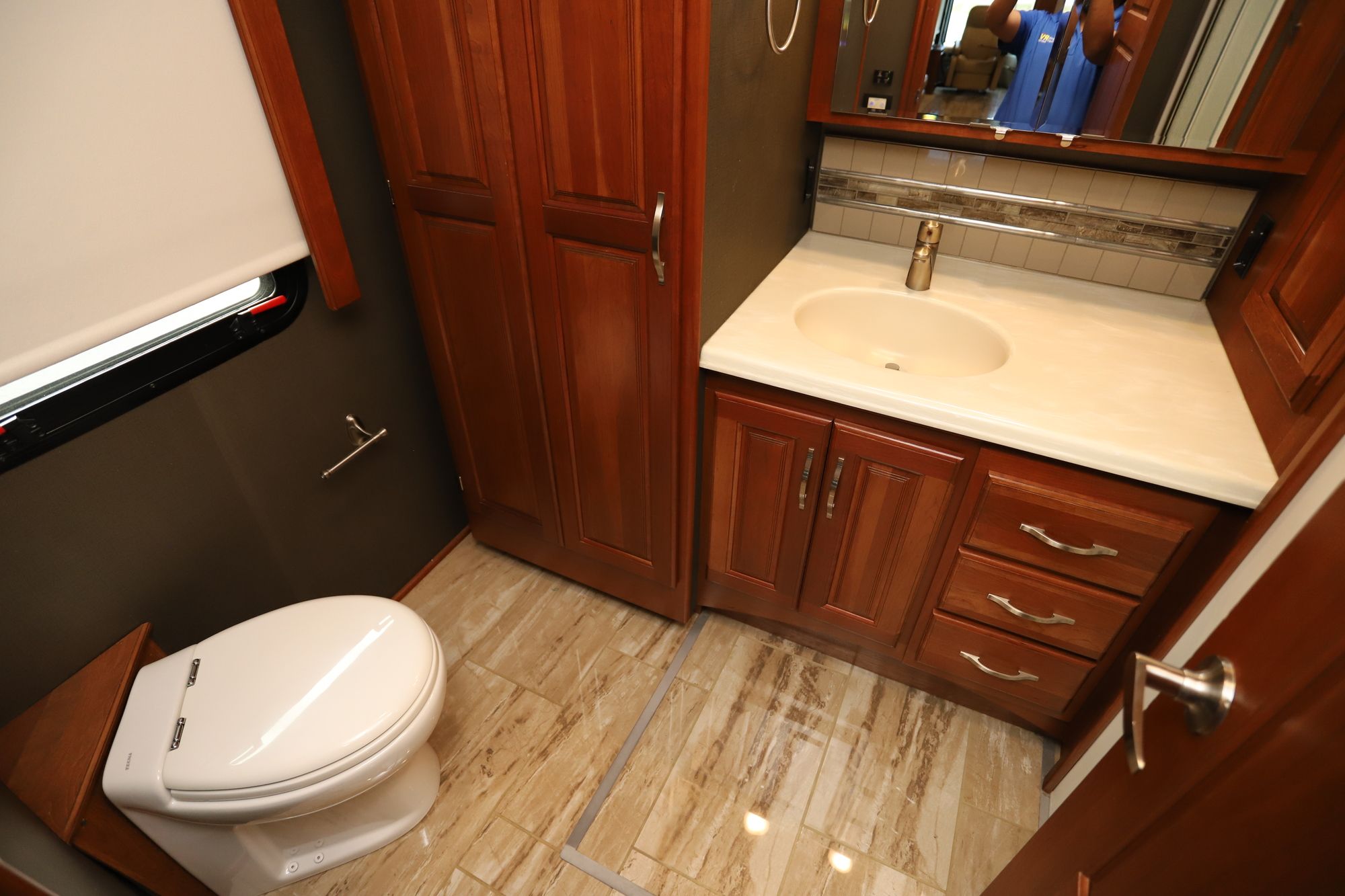 Used 2017 Winnebago Journey 40J Class A  For Sale