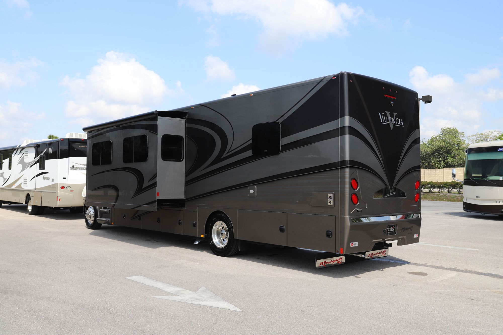 Used 2019 Renegade Rv Valencia 38RW Super C  For Sale