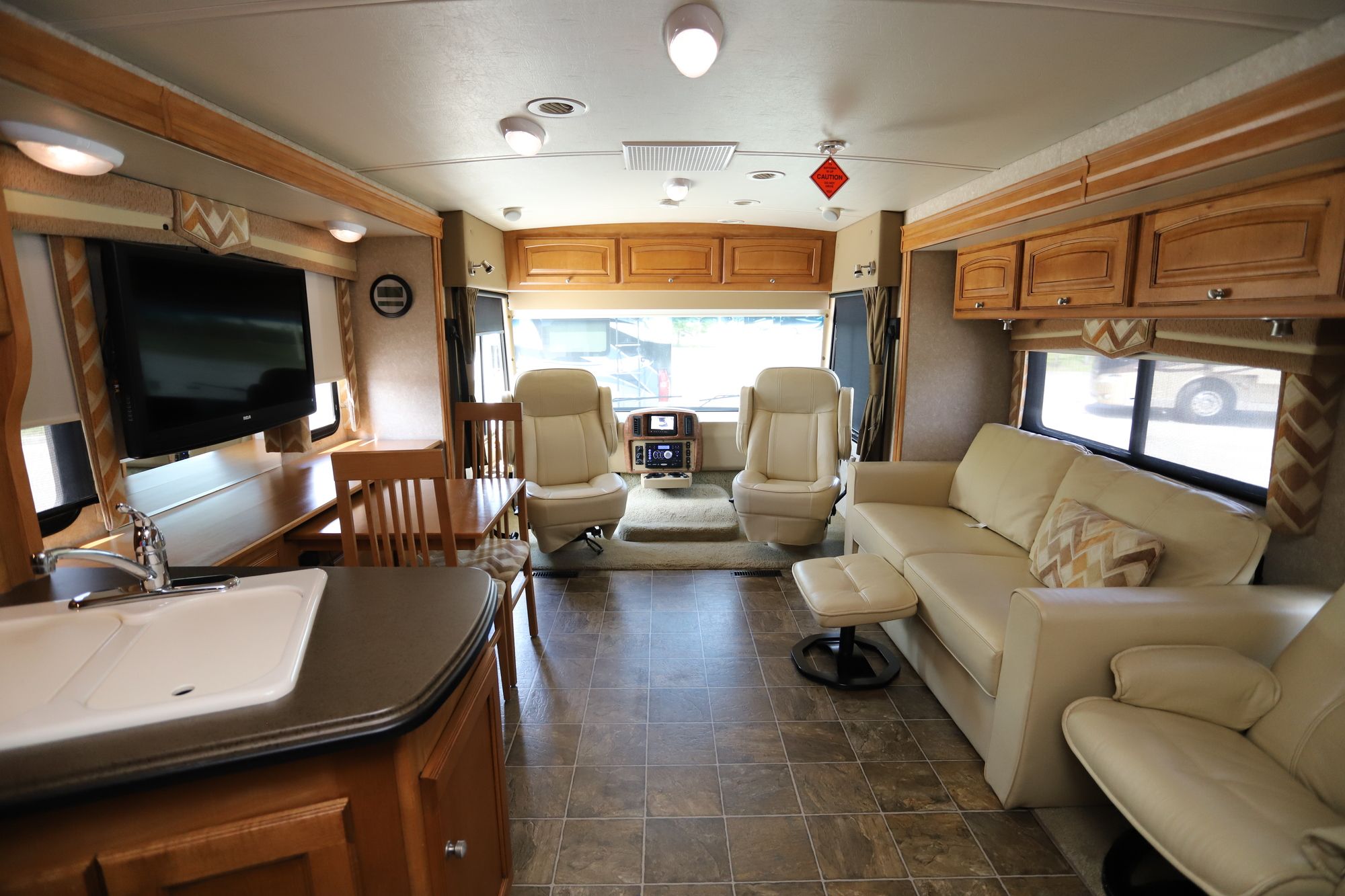 Used 2011 Winnebago Sightseer 33C Class A  For Sale