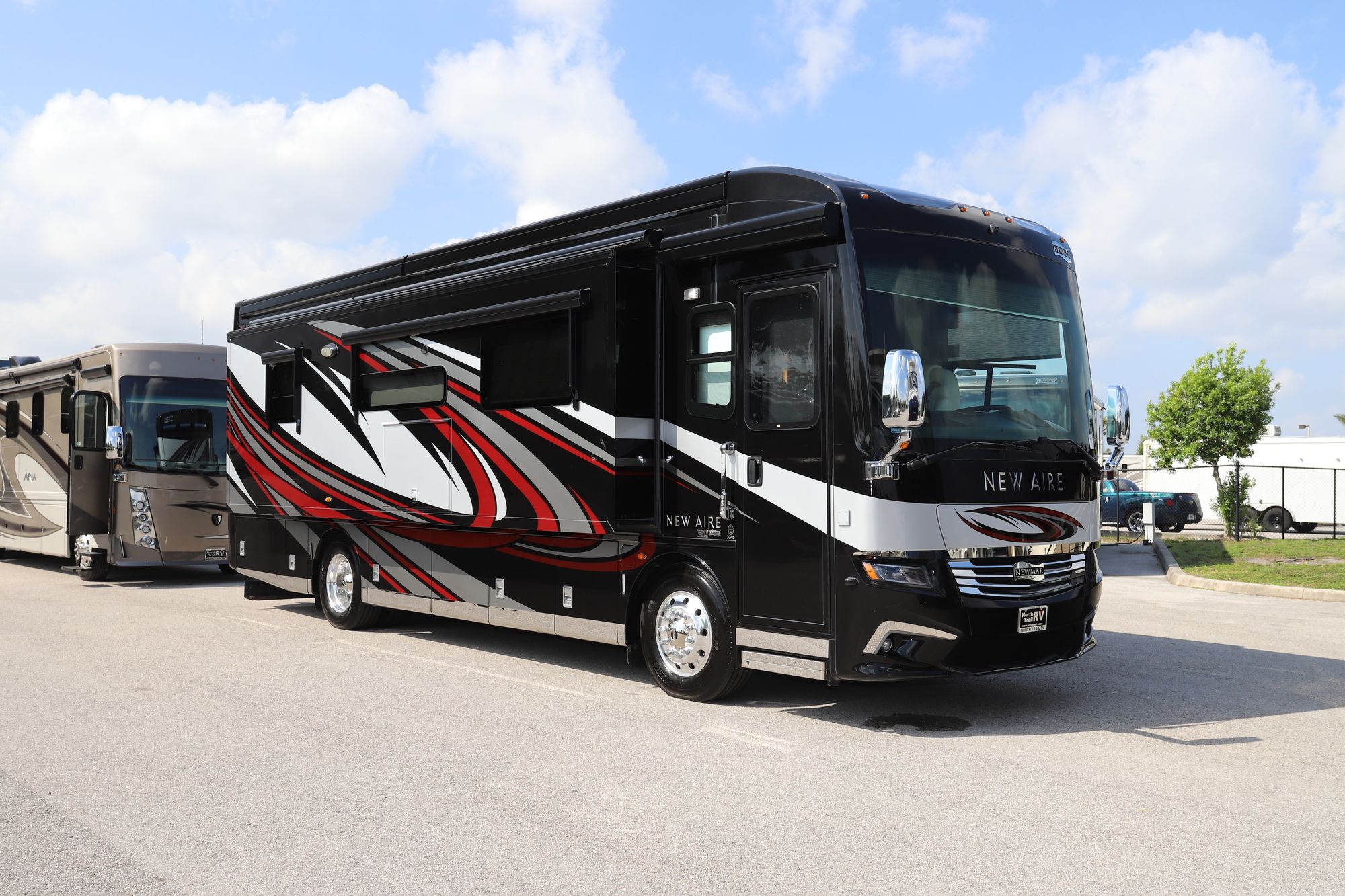 Used 2019 Newmar New Aire 3345 Class A  For Sale