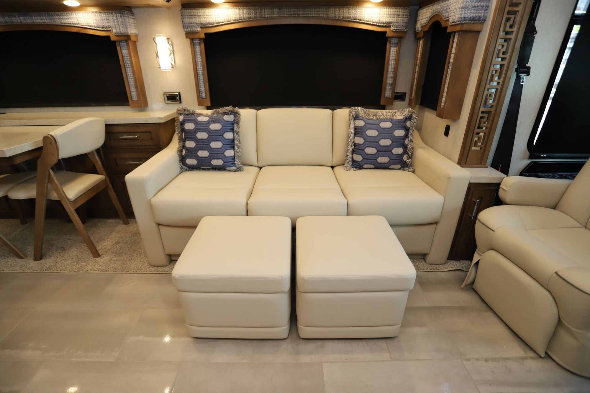 New 2021 Newmar Ventana 4311 Class A  For Sale