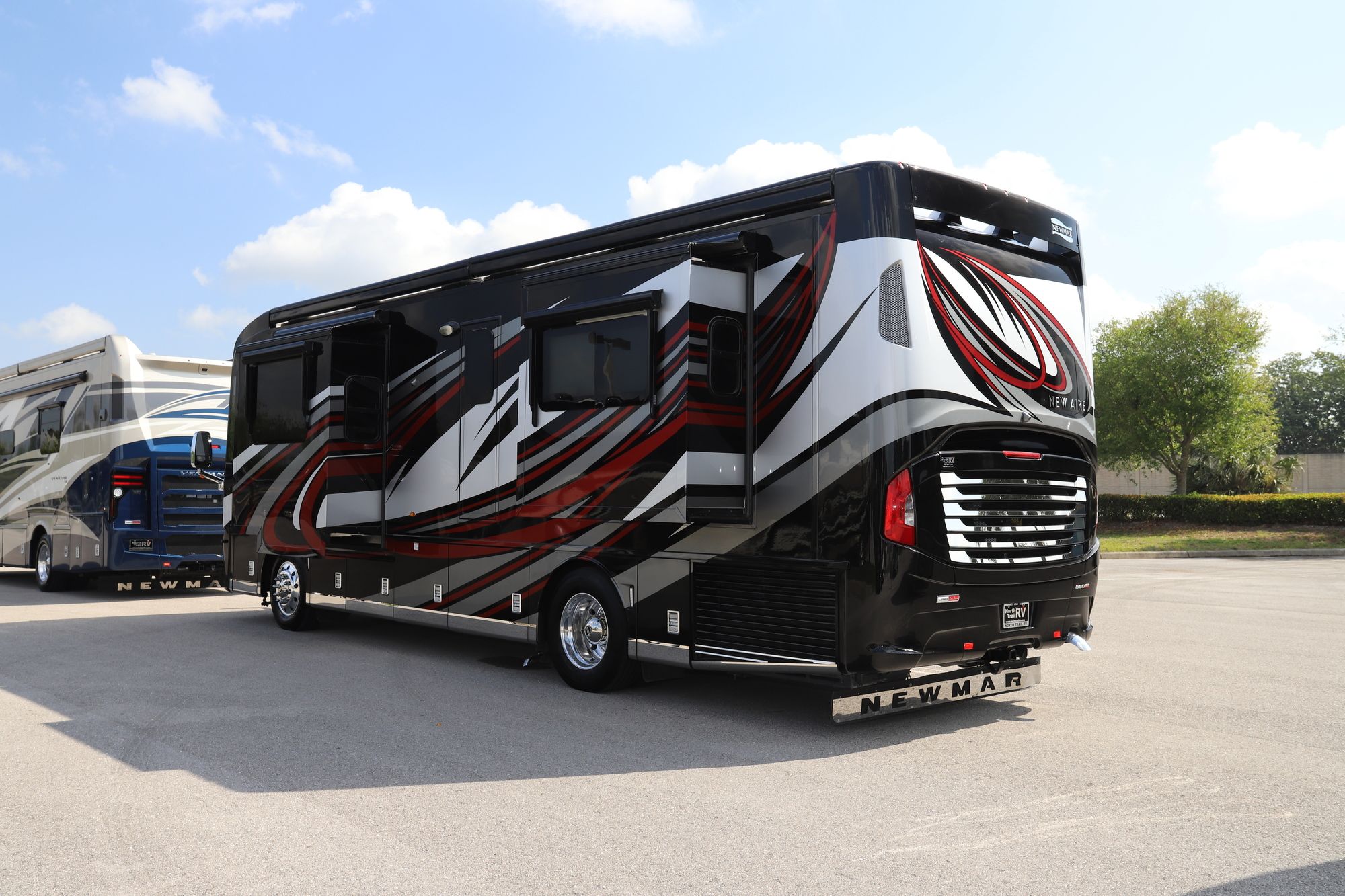 Used 2019 Newmar New Aire 3345 Class A  For Sale