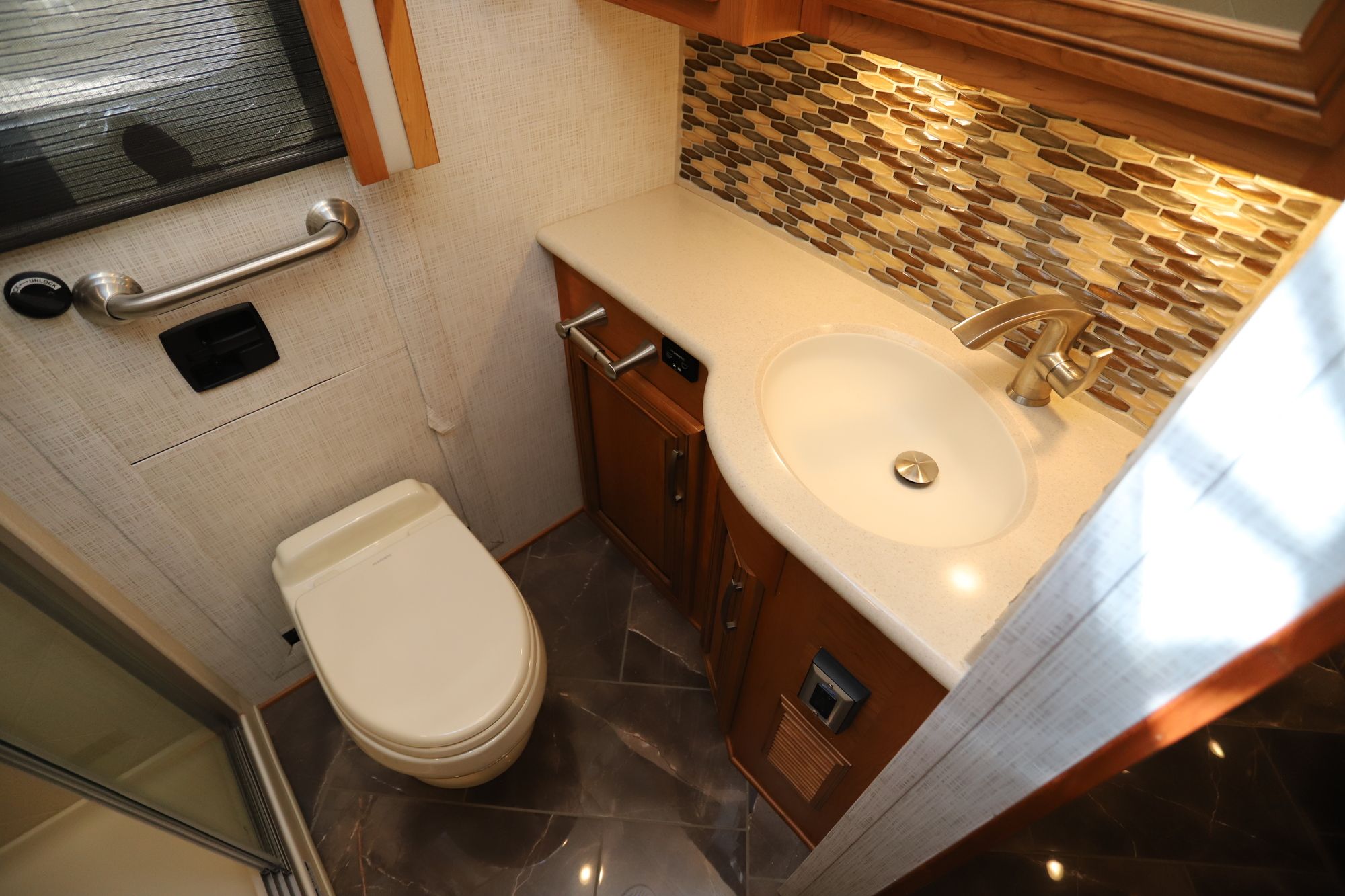 Used 2019 Newmar New Aire 3345 Class A  For Sale