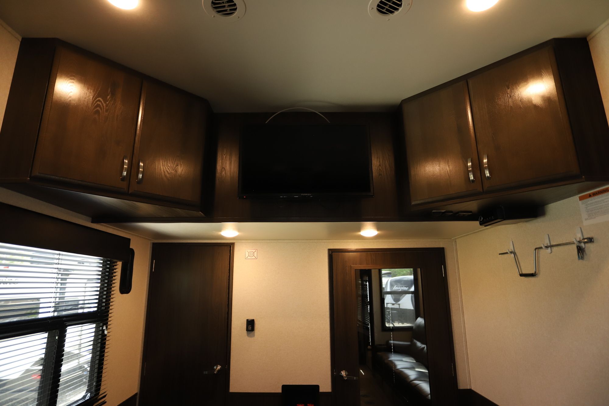 Used 2018 Jayco Seismic 4114 Fifth Wheel  For Sale