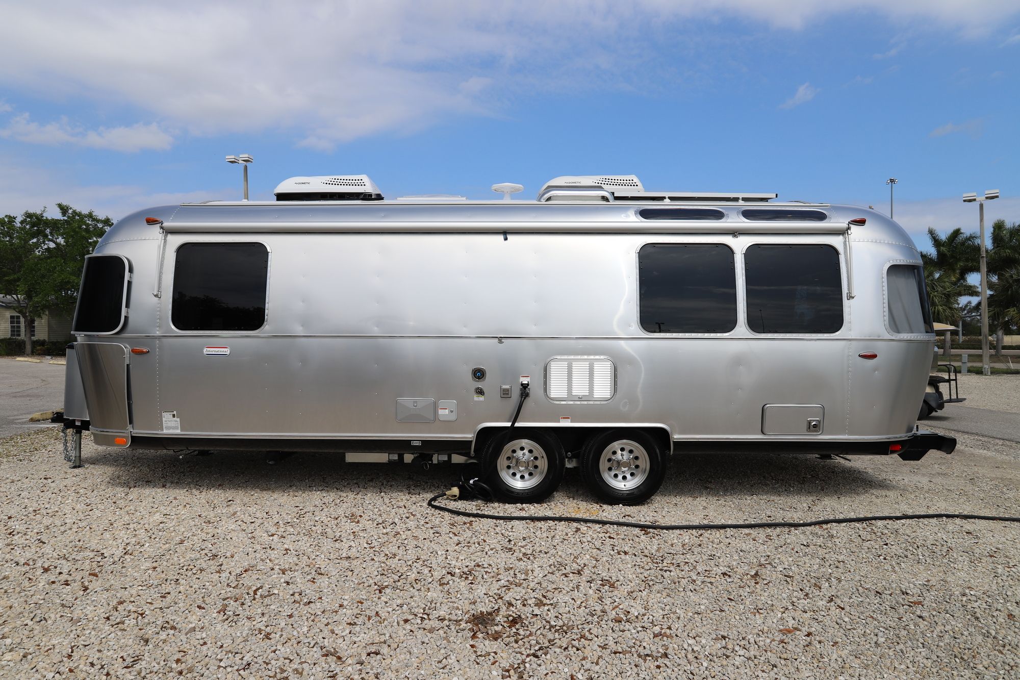 New 2021 Airstream International 27FB Travel Trailer  For Sale